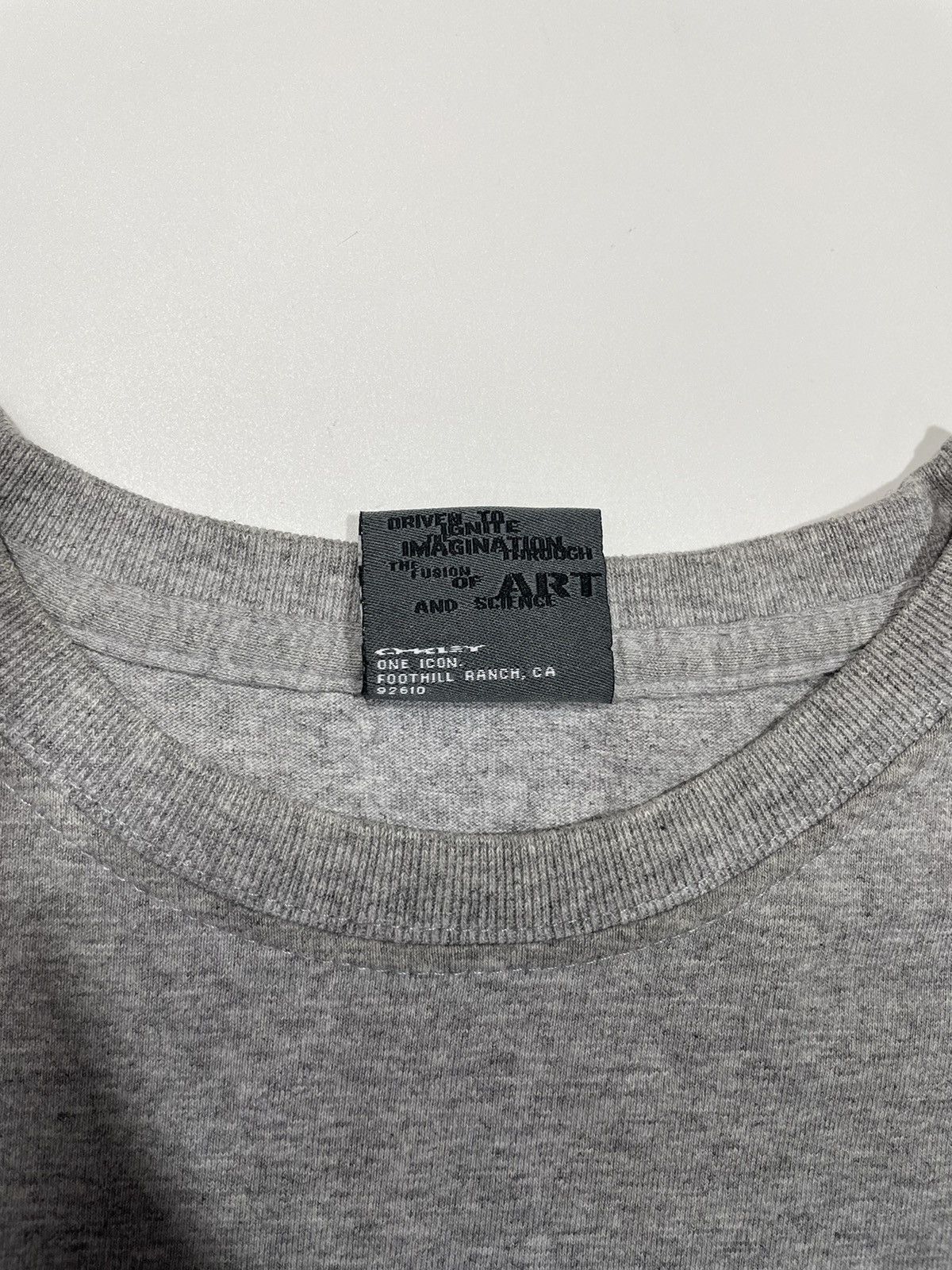 Oakley VINTAGE OAKLEY SOFTWARE CENTER LOGO TSHIRT MEDIUM Size US L / EU 52-54 / 3 - 5 Thumbnail
