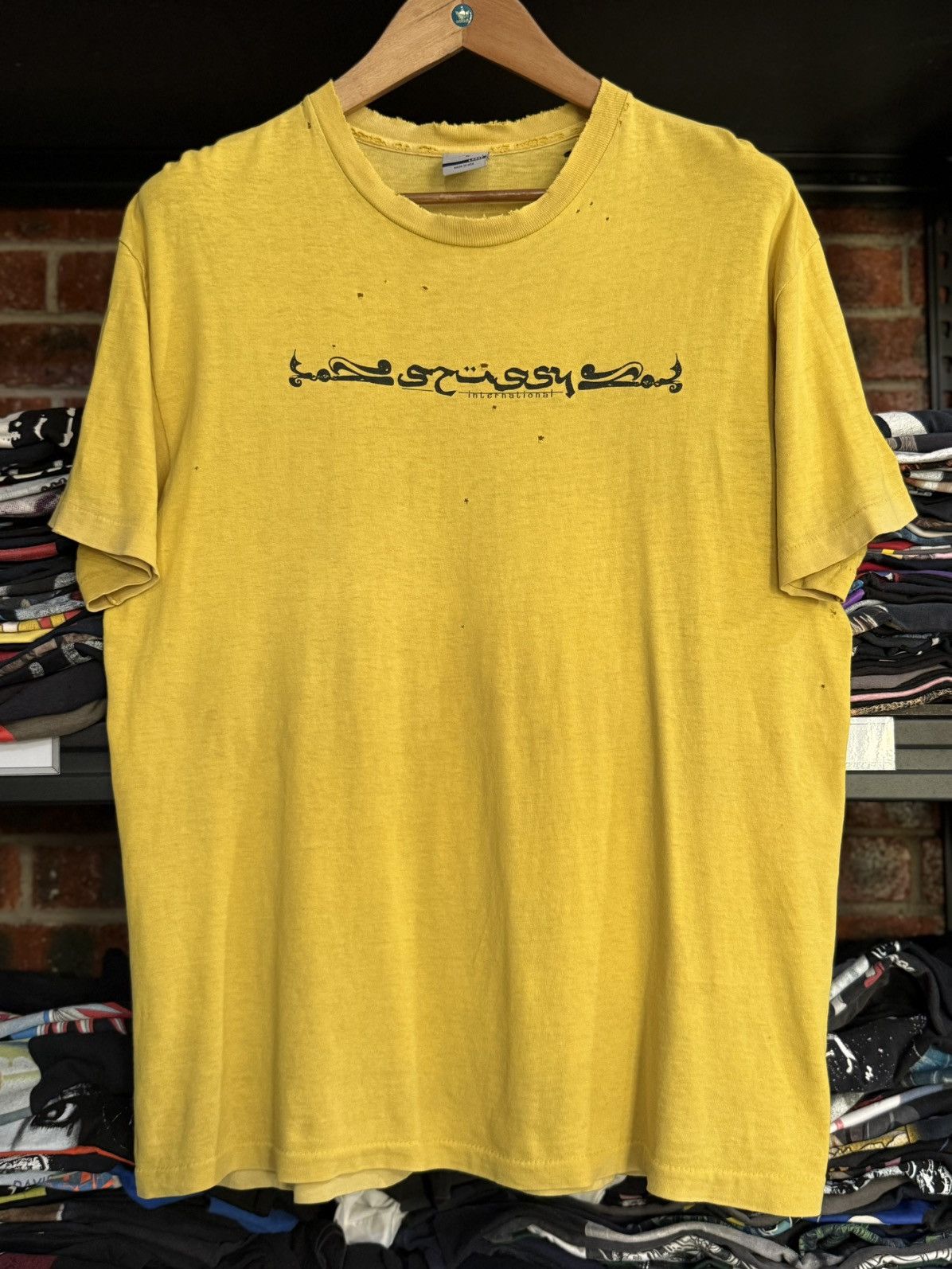 Stussy Thrashed Vintage Stussy Arabic International Tee Size US L / EU 52-54 / 3 - 1 Thumbnail