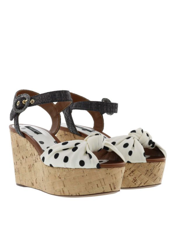 o1y0925 Ankle Strap Sandals in White/Black