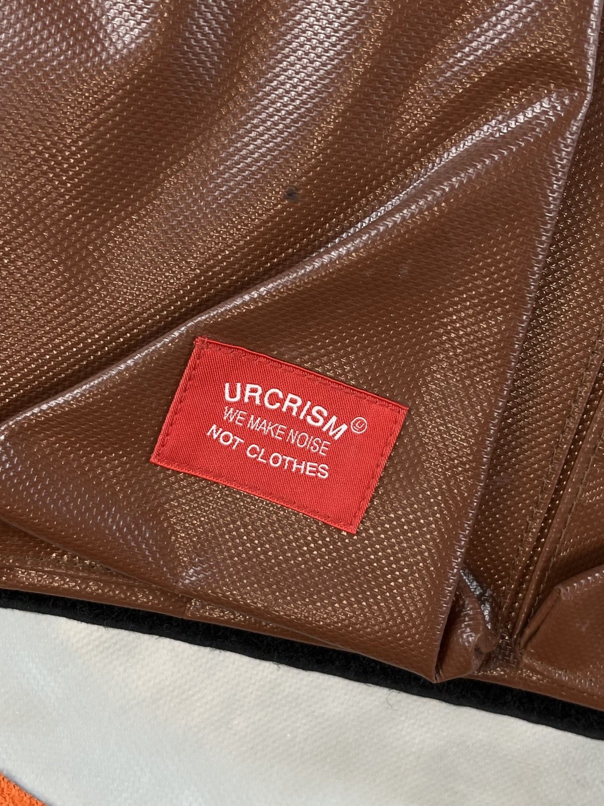 Undercover SS08 Undercover Ethnic Messenger Sling Bag Size ONE SIZE - 8 Thumbnail