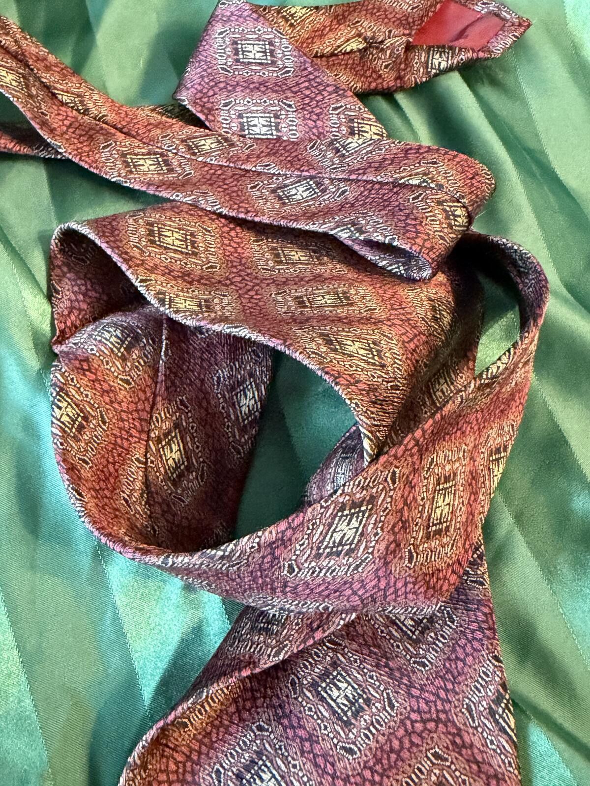 Giorgio Armani Giorgio Armani Burgundy Patterned Silk Tie Size ONE SIZE - 4 Thumbnail