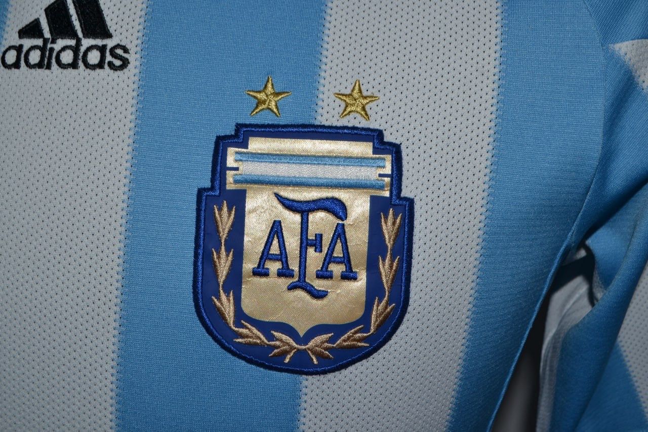 Adidas ADIDAS ARGENTINA 2009 HOME FOOTBALL SHIRT SOCCER JERSEY Size Size US S / EU 44-46 / 1 - 4 Thumbnail