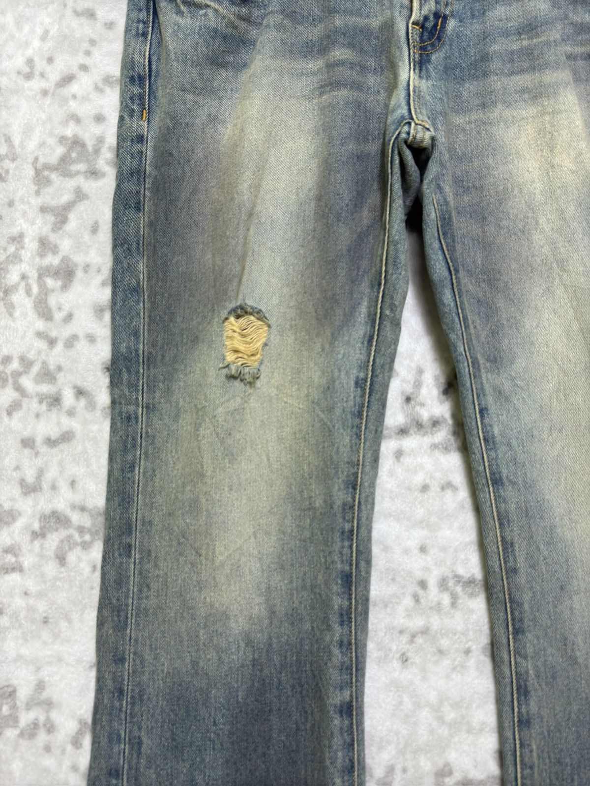 Vintage CavariA Distressed Mud Wash Whiskered Vkei jeans