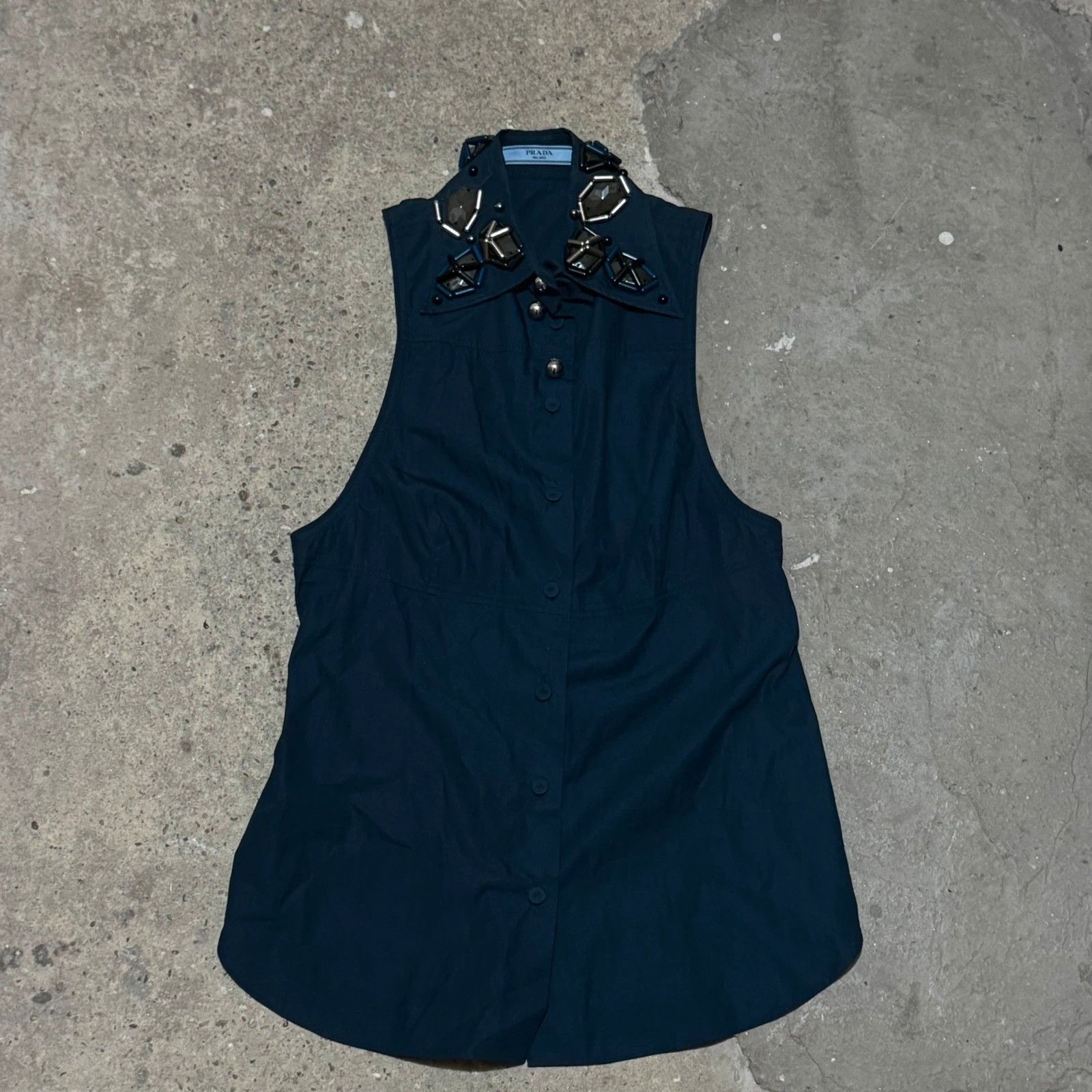 Prada F/W 2012 Prada sleeveless shirt with jeweled embellishments Size S / US 4 / IT 40 - 4 Thumbnail