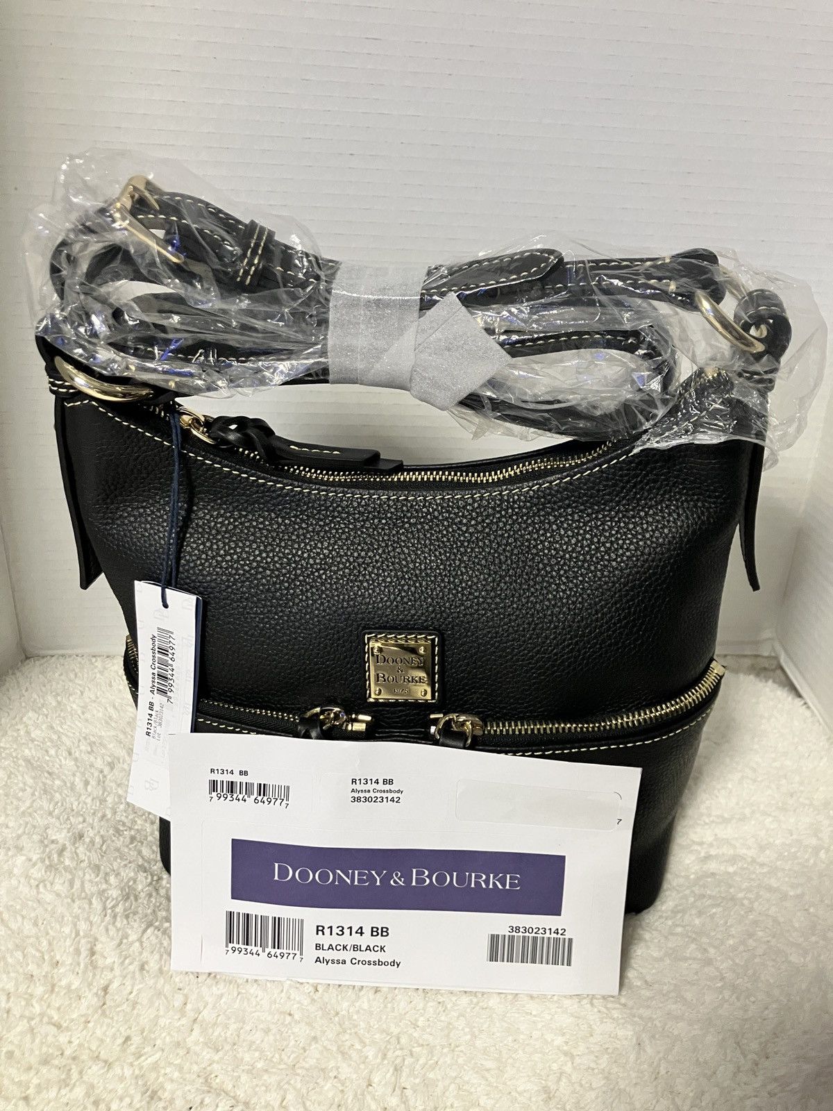 Dooney & Bourke Leather Handbag Dooney & Bourke Size ONE SIZE - 1 Thumbnail