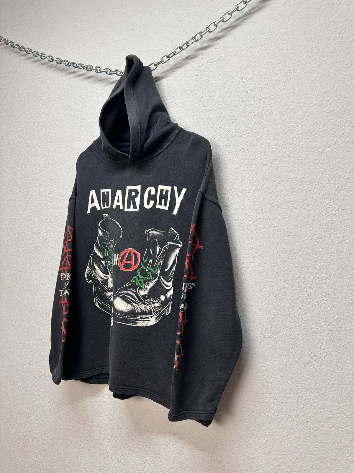 Band Tees Vintage 2000s Anarchy Graphic Pullover Hoodie Men's XL Black Size US L / EU 52-54 / 3 - 5 Thumbnail