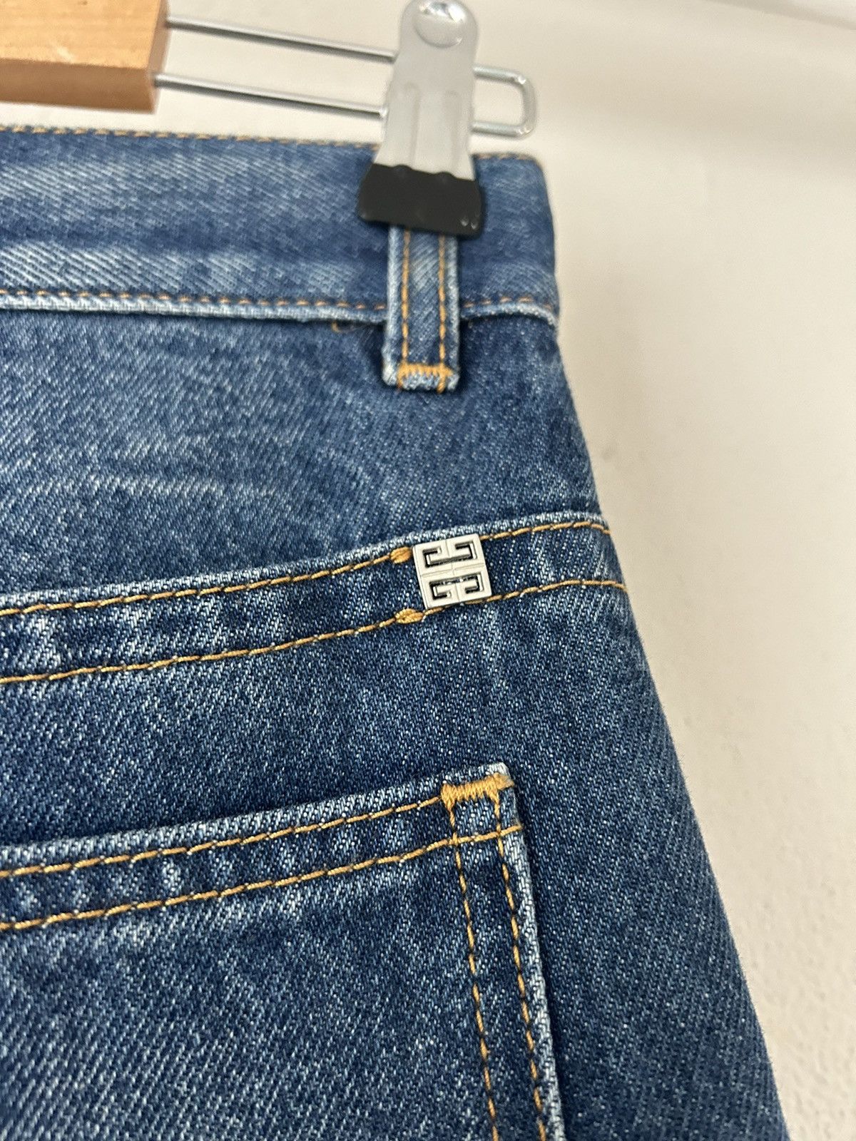 Givenchy BNWT Givenchy FW23 Baggy Boro Stitching Jeans Size US 29 - 15 Thumbnail