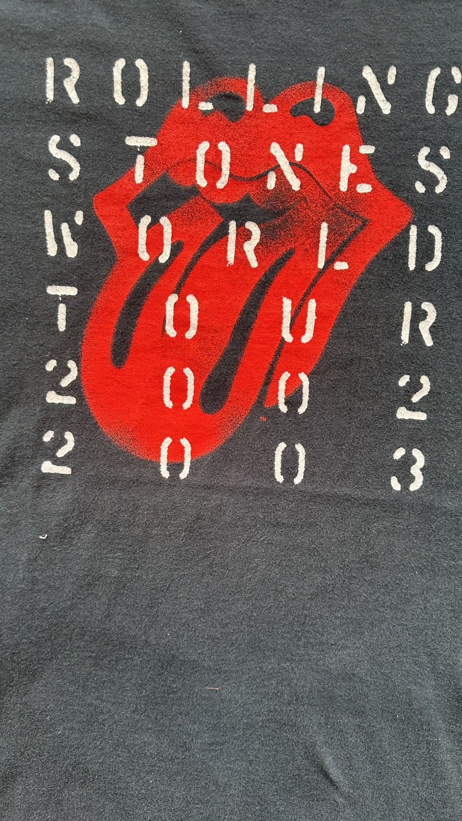 The Rolling Stones × Vintage VINTAGE ROLLING STONES TOUR 2002/2003 WELL WORN TEE Size US XXL / EU 58 / 5 - 2 Thumbnail