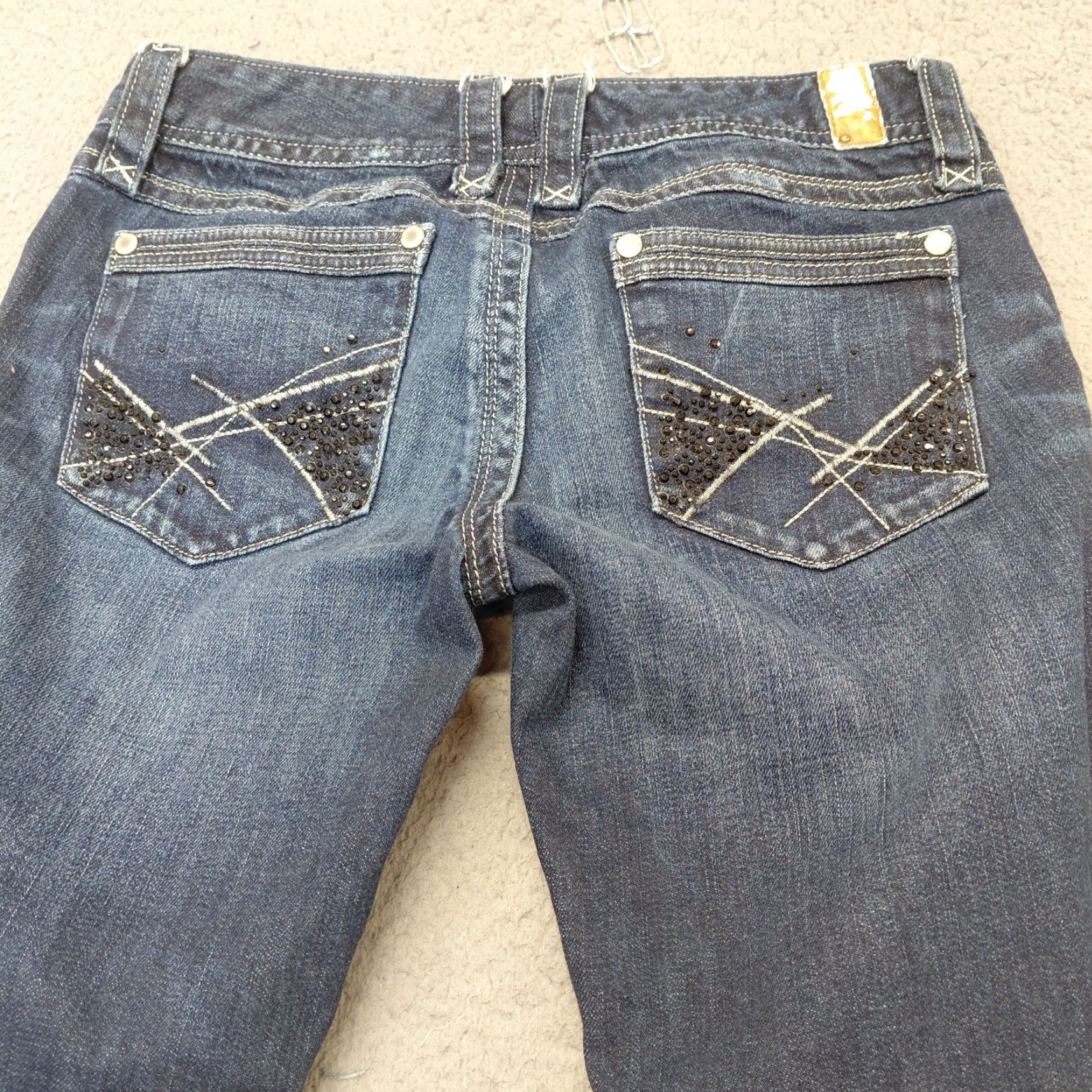Vintage MAURICES Jeans Women's Size 9/10 Blue Denim Embroidered Whiskered Hemmed READ... Jeans 9/10 Blues Womens Vintage No Size 30" / US 8 / IT 44 - 5 Thumbnail