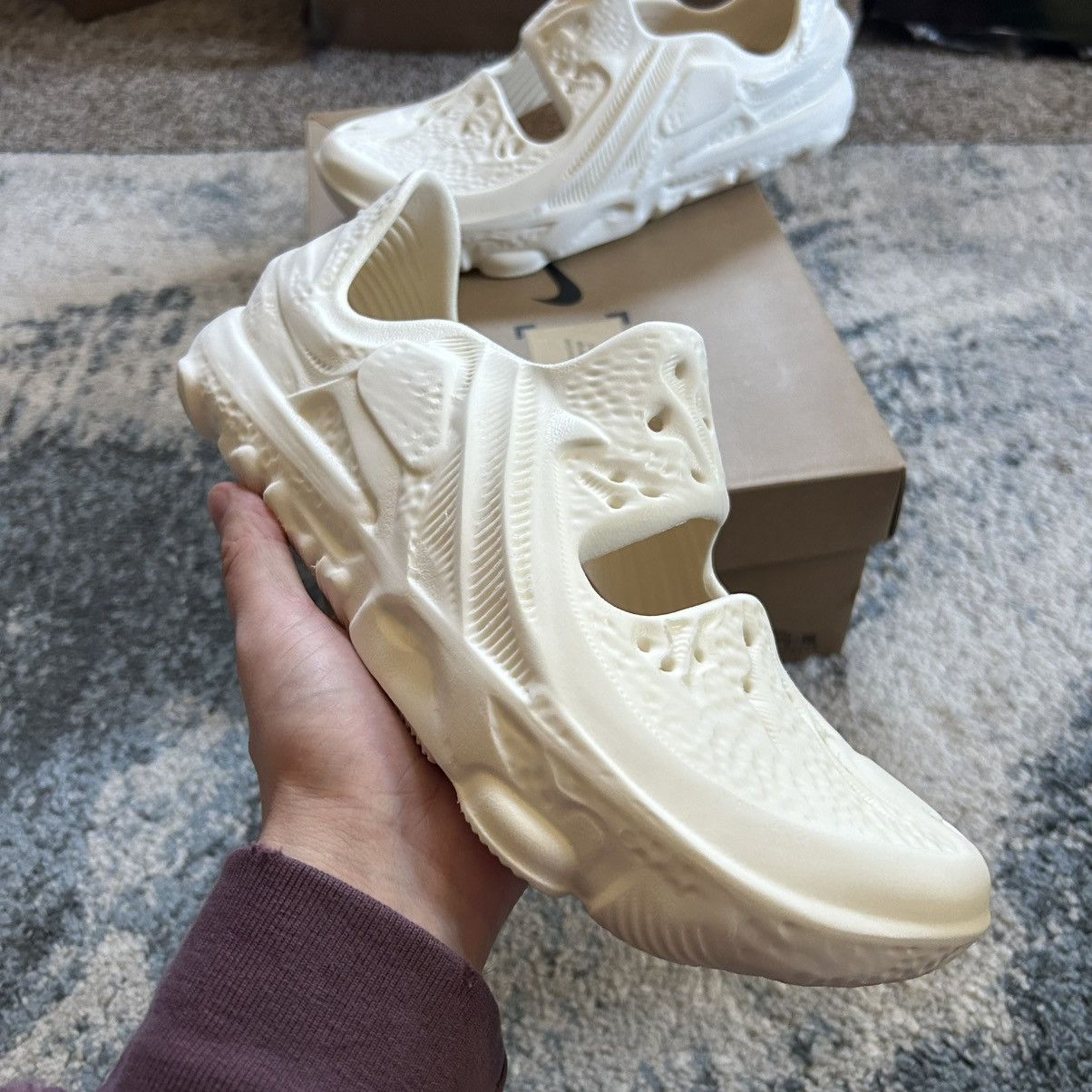 Nike DM0886-100 NiKE iSPA UNiVERSAL CLOG NATURAL WHiTE GORPCORE Size US 10 / EU 43 - 7 Thumbnail