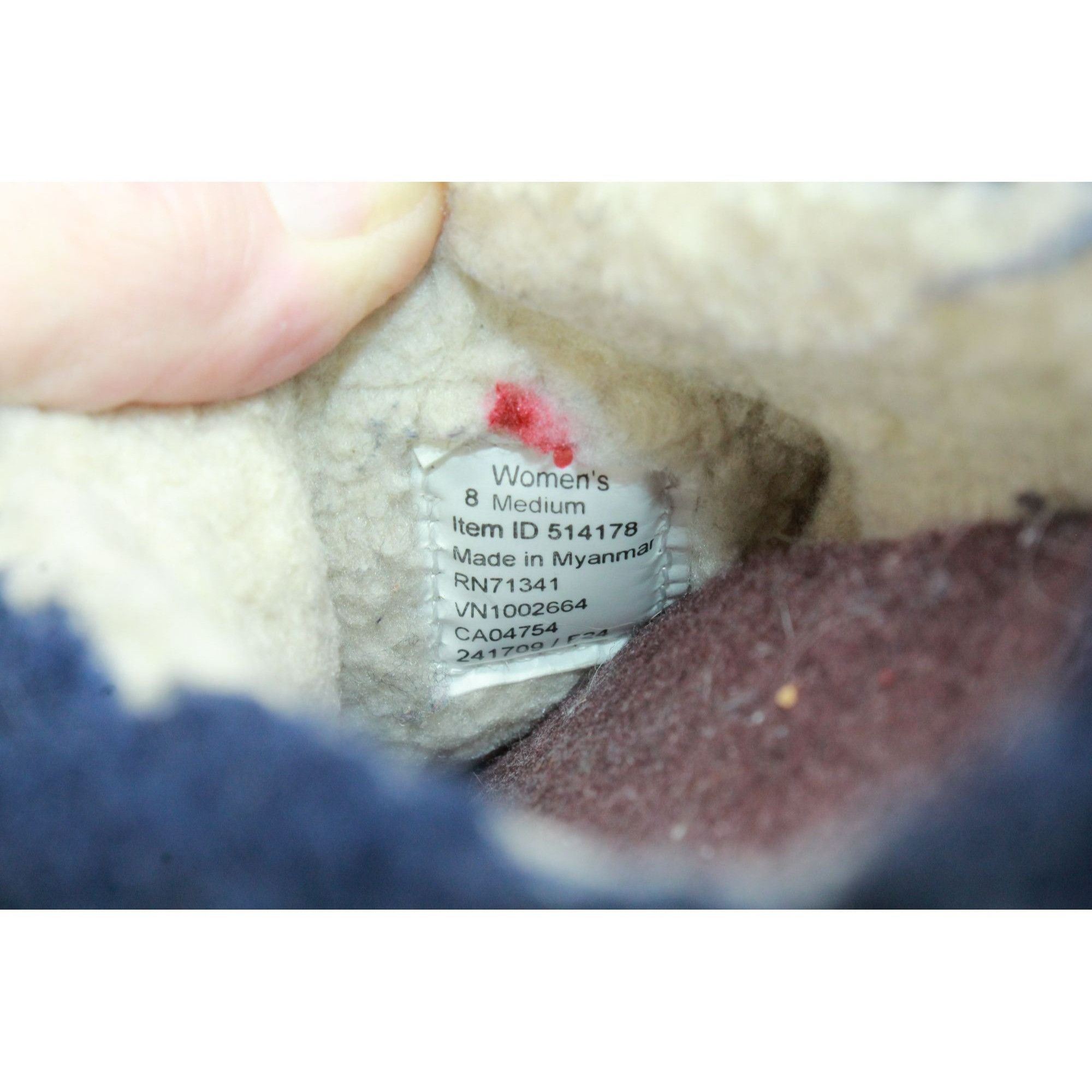 L.L. Bean LL Bean Women's Knit Fleece Lined Water Resistant Slippers Size US 8 / IT 38 - 8 Thumbnail