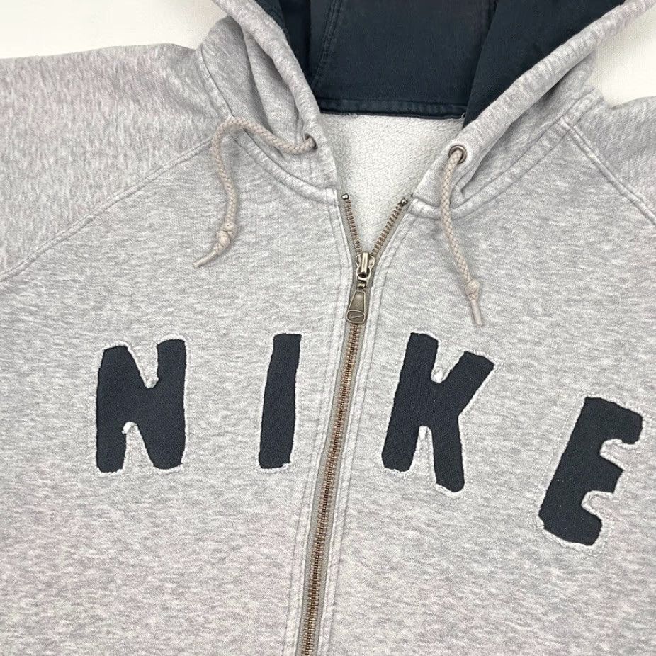 Nike Nike Hoodie Mens 2XL Gray Center Logo Swoosh Distressed Zip Pullover with Hood Pockets Vintage-Style 80s 90s Sportswear Classic Nike Sportswear Size US XXL / EU 58 / 5 - 2 Thumbnail