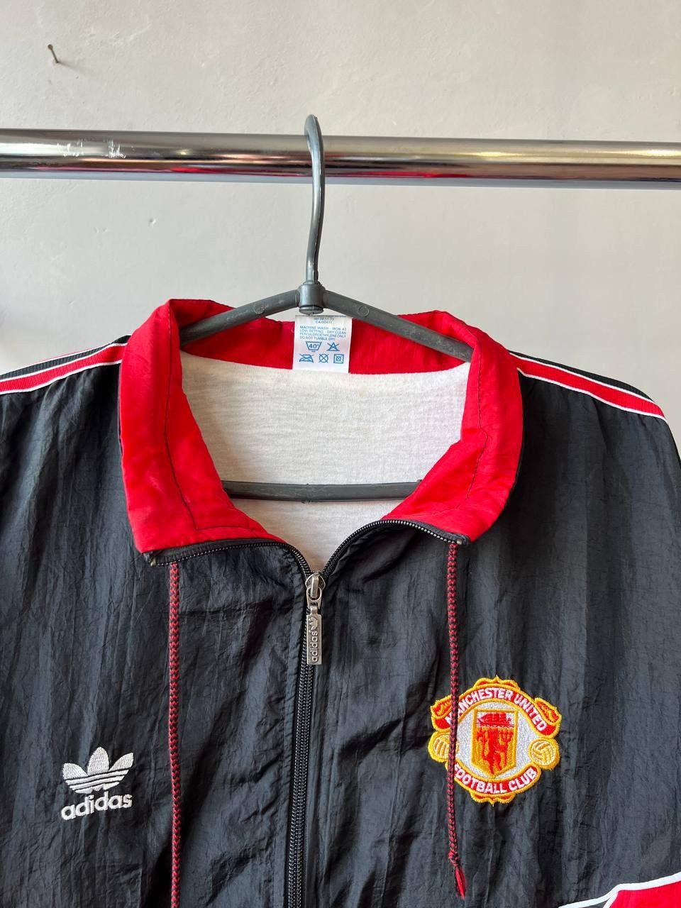Adidas 1988/90 MANCHESTER UNITED SOCCER FOOTBALL RARE TRACK JACKET Size US M / EU 48-50 / 2 - 4 Thumbnail