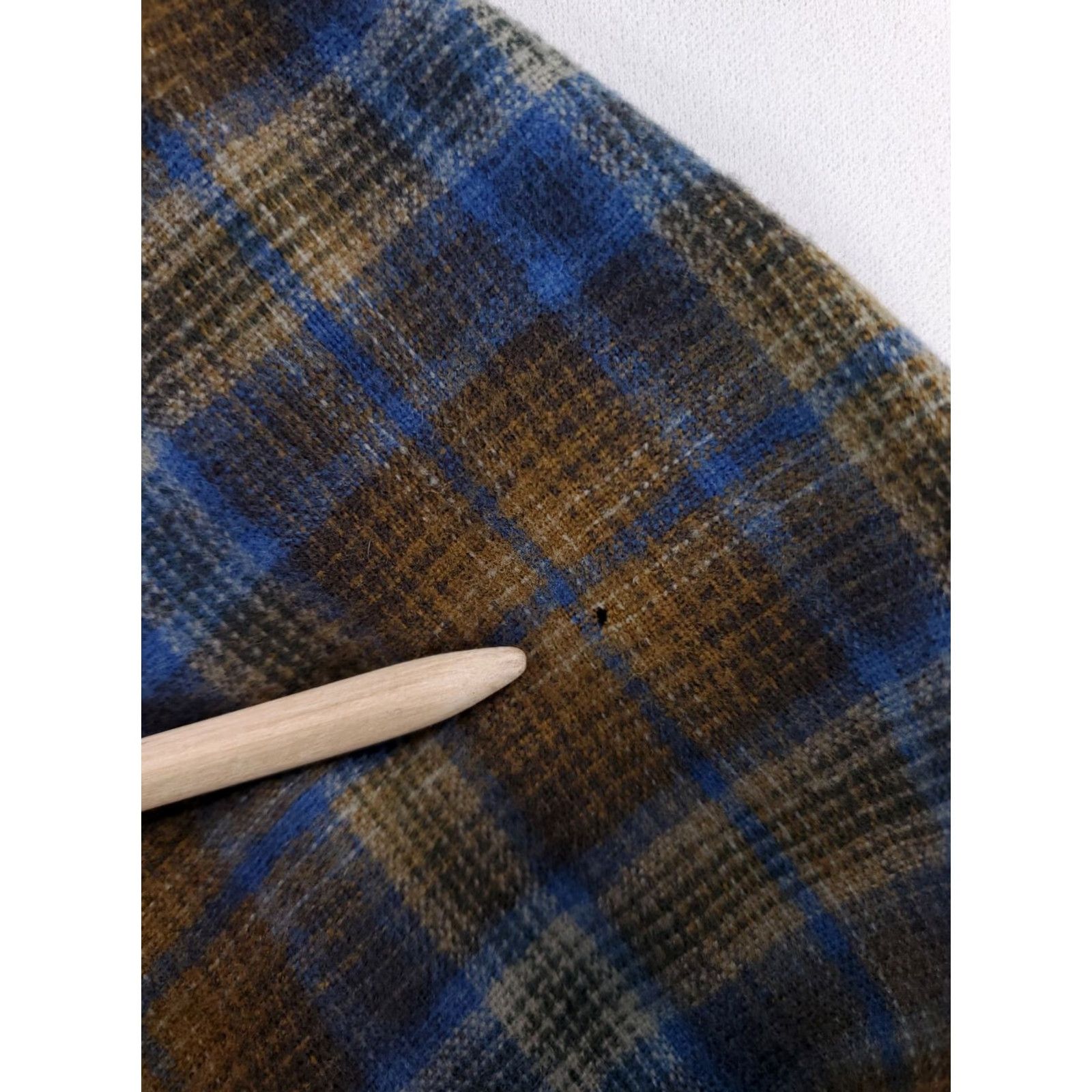 Pendleton Pendleton Lodge Shirt Plaid Button-Up Long Sleeve Mens M Blue Green Size US M / EU 48-50 / 2 - 5 Thumbnail