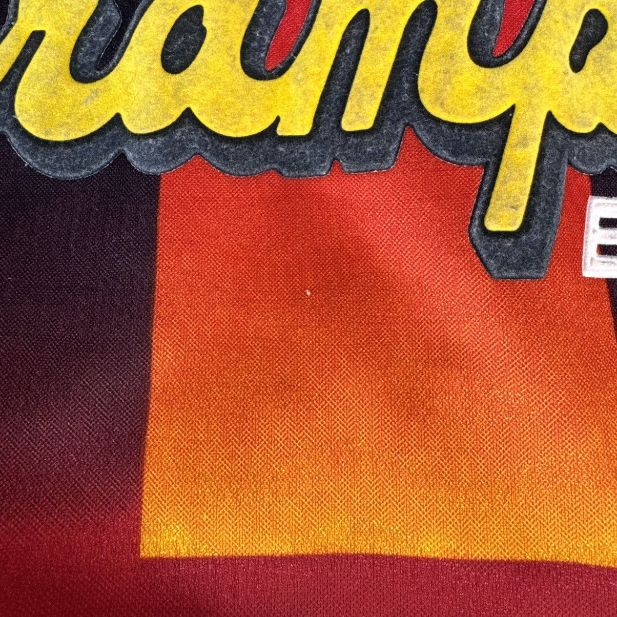 Umbro NAGOYA GRAMPUS EIGHT 1996/98 FOOTBALL SHIRT SOCCER JERSEY Size US M / EU 48-50 / 2 - 8 Thumbnail