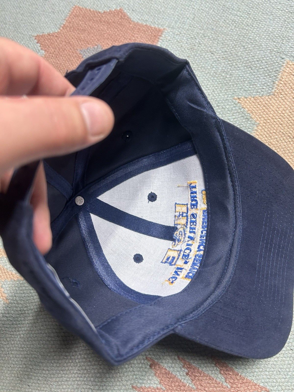 Vintage Vintage SnapBack hat H&E tire service navy blue car mechanic Size ONE SIZE - 8 Thumbnail