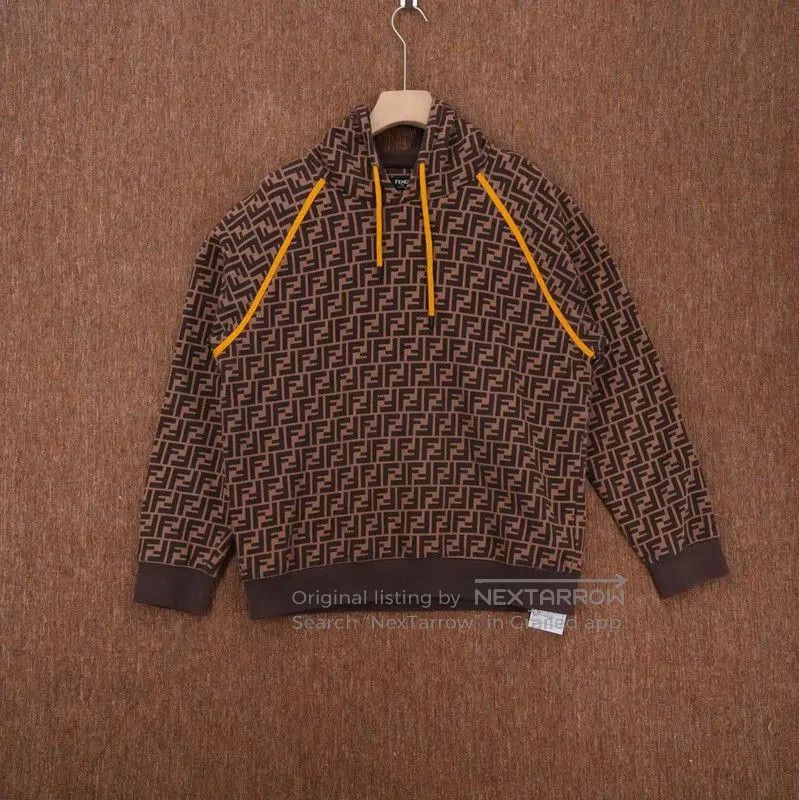 Fendi Fendi Brown Logo Women's Sweatshirt XL . Size XL / US 12-14 / IT 48-50 - 1 Thumbnail