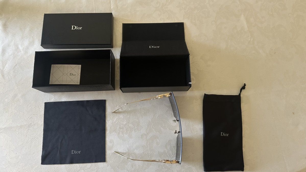 Dior Dior 30Montaigne M1U Sunglasses Size ONE SIZE - 6 Thumbnail