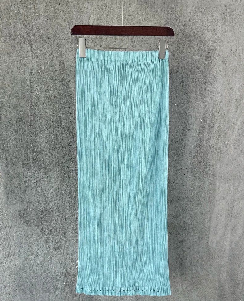 Issey Miyake Issey Miyake size:1 Blue pleated skirt Size 42" / US 20 - 1 Thumbnail