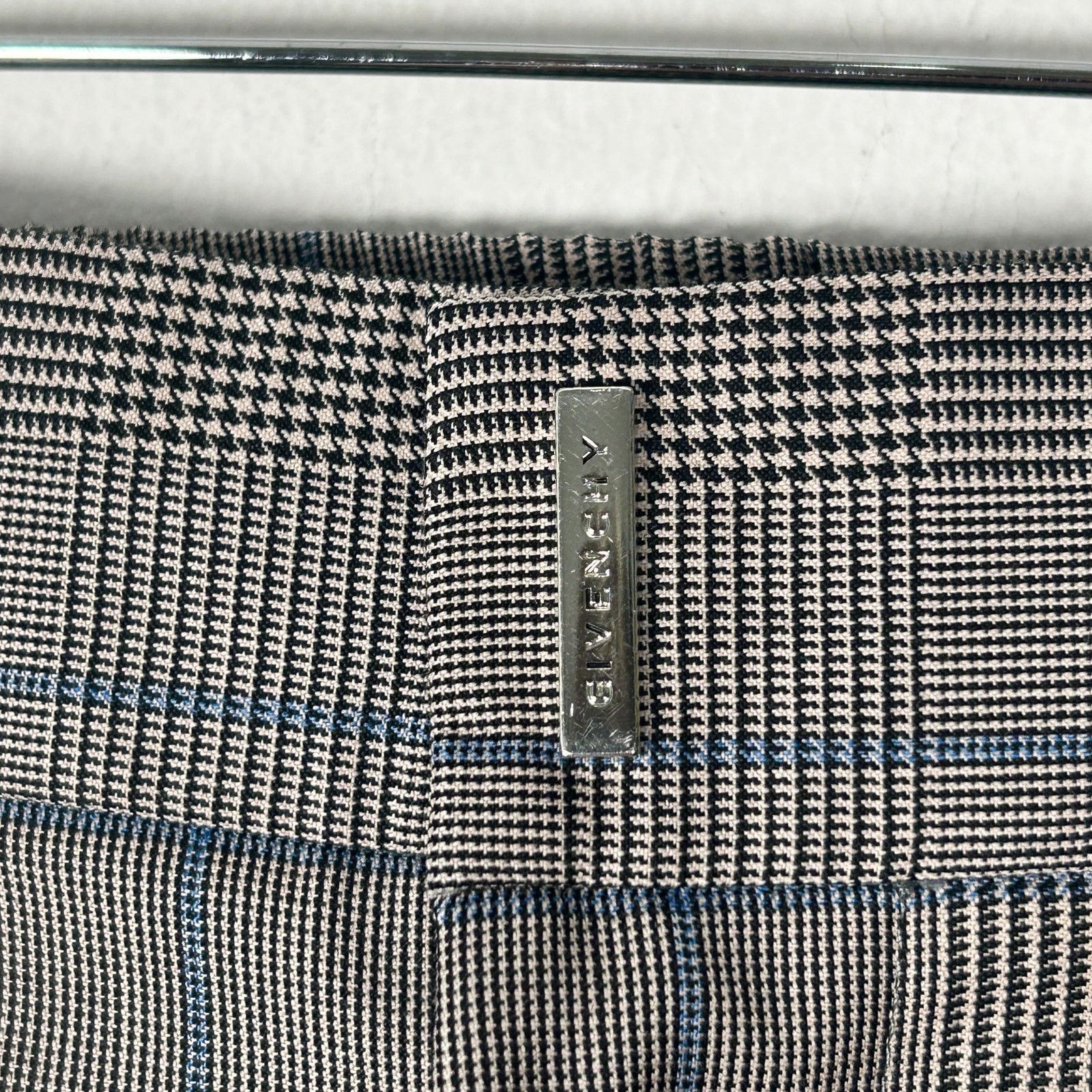 Givenchy Givenchy Grey Pinstripe Wool Shorts Size 31 Size US 31 - 2 Thumbnail