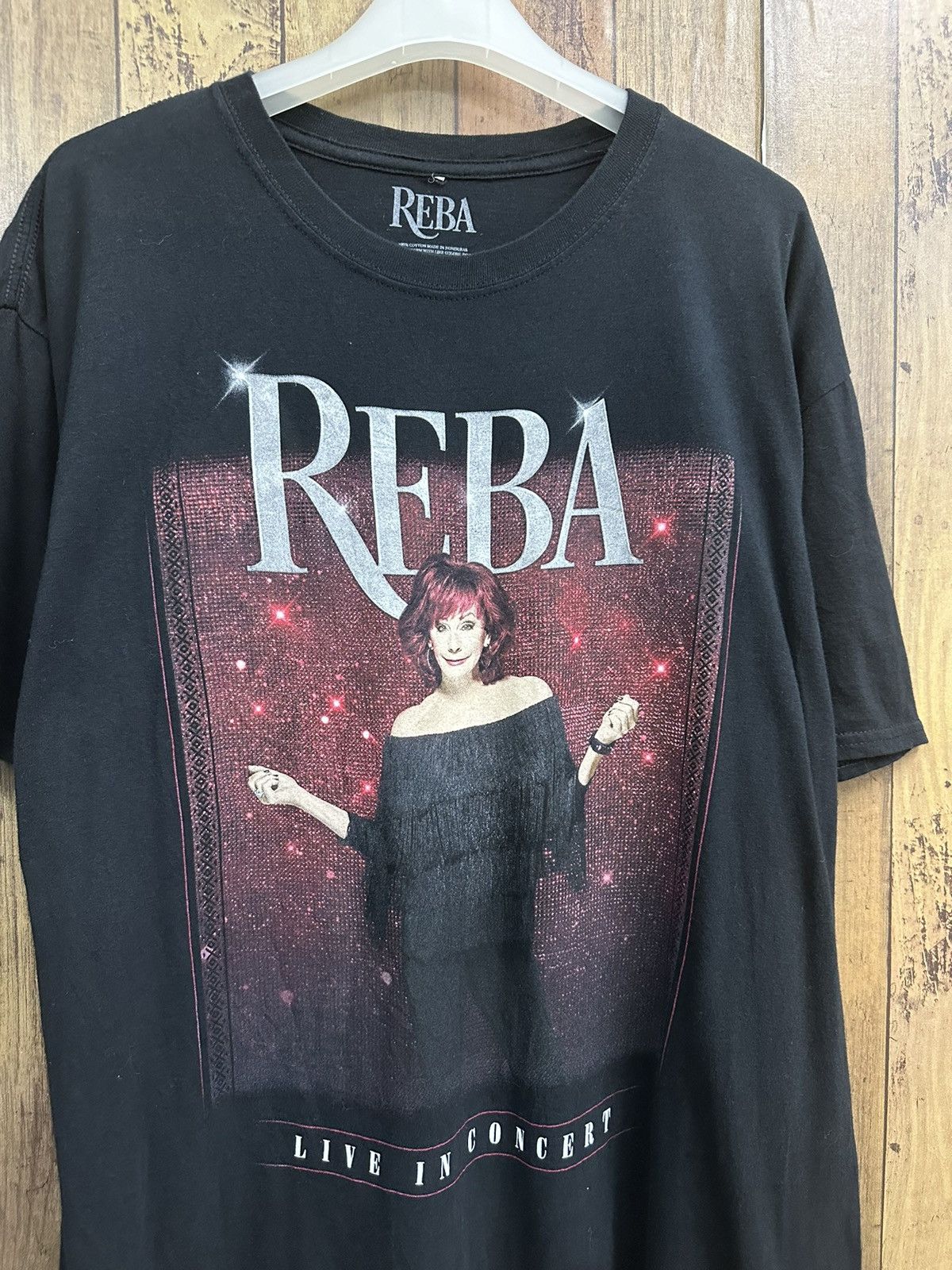 Band Tees Reba Live in Concert Tshirt A550 Size US XL / EU 56 / 4 - 2 Thumbnail