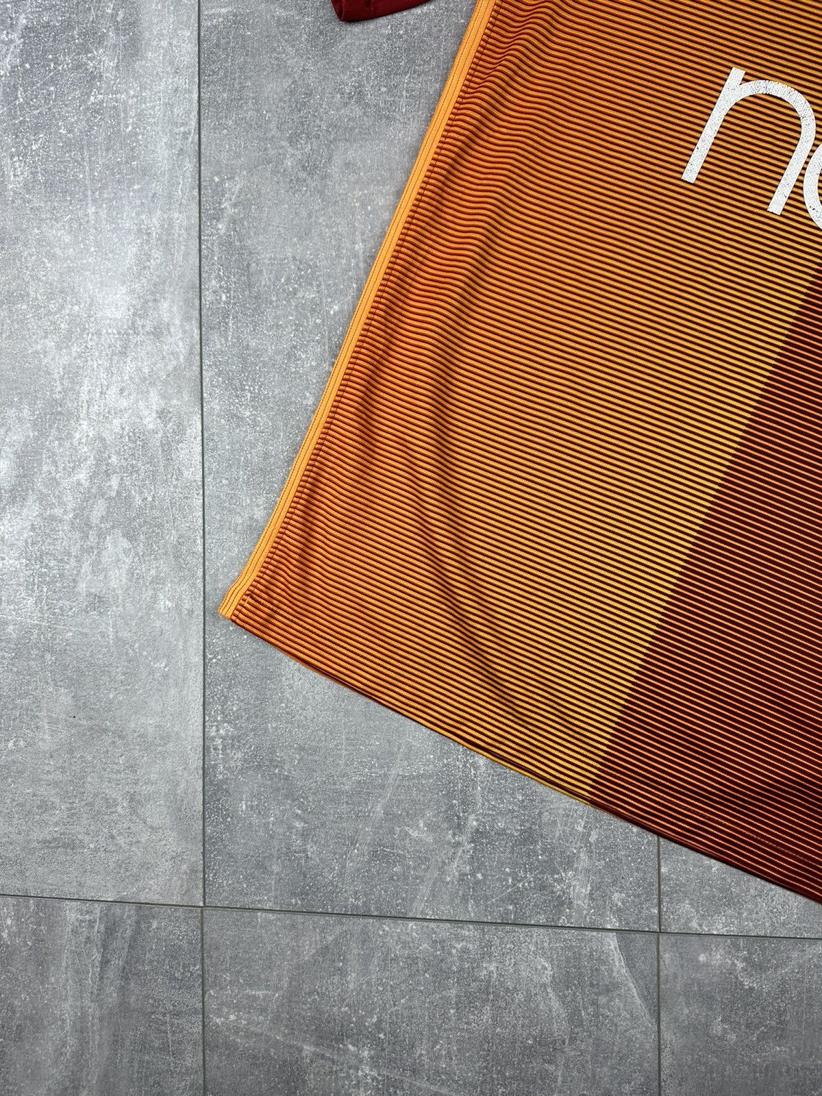 Nike Nike Galatasaray 2016/17 Home Soccer Jersey Size US M / EU 48-50 / 2 - 9 Thumbnail