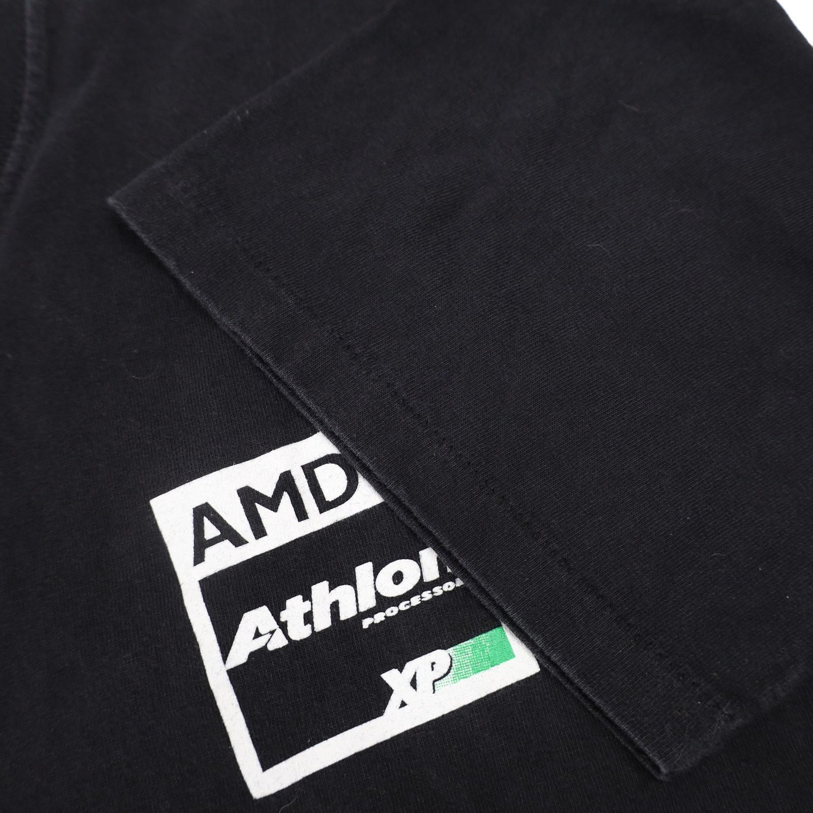 Vintage Vintage AMD Athlon Processors Graphic T Shirt Size US L / EU 52-54 / 3 - 7 Thumbnail