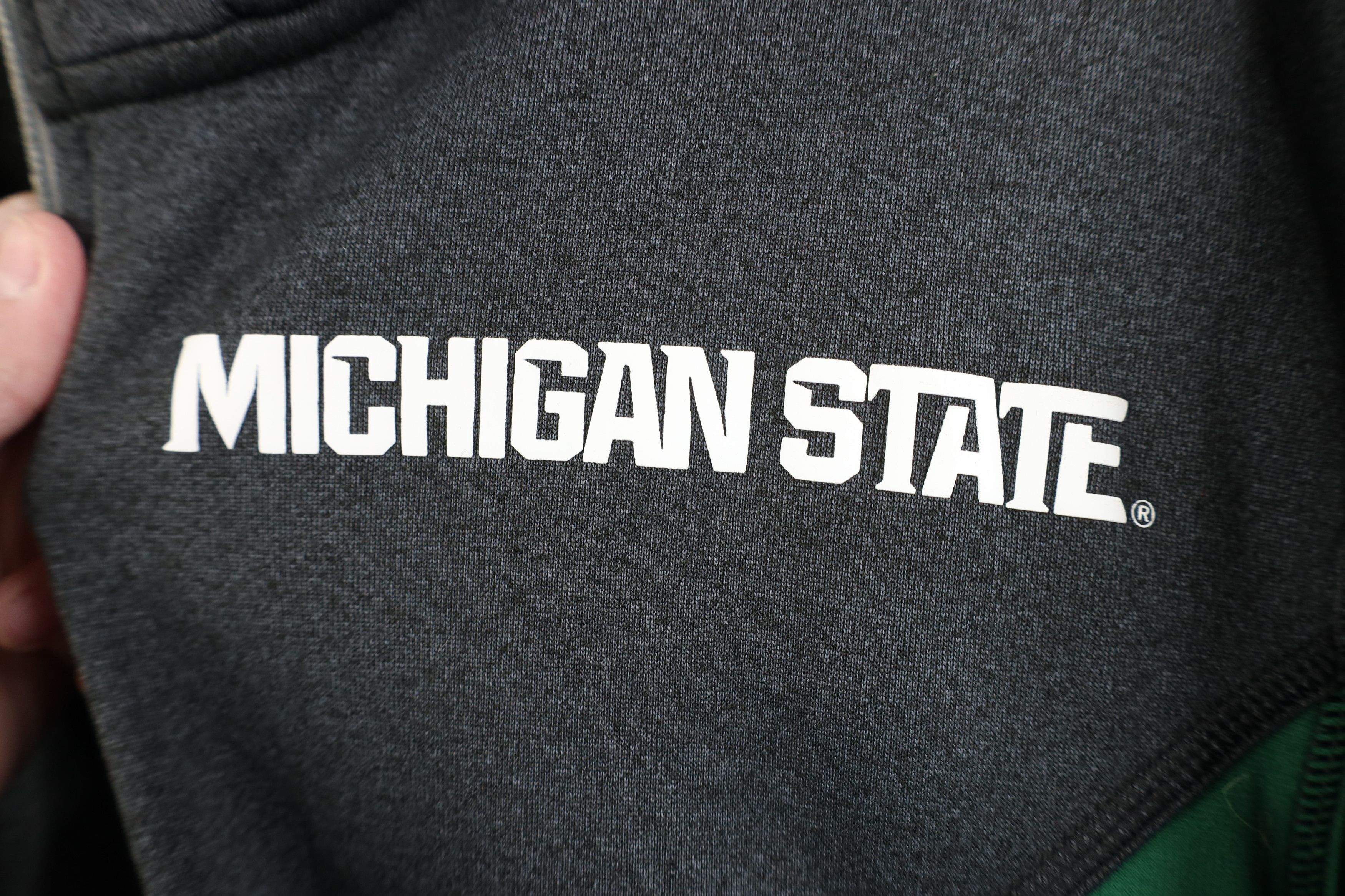 Nike Nike Spell Out Michigan State University Full Zip Jacket Size US L / EU 52-54 / 3 - 4 Thumbnail