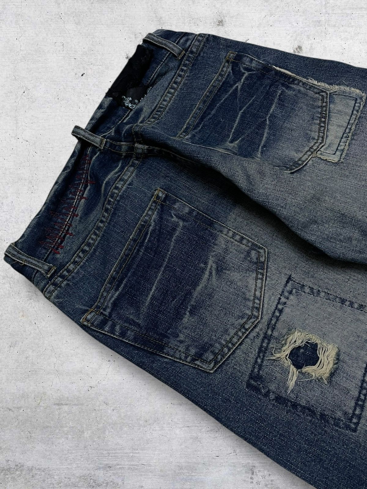 LOWBOX JAPAN LOWBOX DISTRESSED RIPPED PATCHWORK 90S JAPAN DESIGNER Size US 29 - 13 Thumbnail