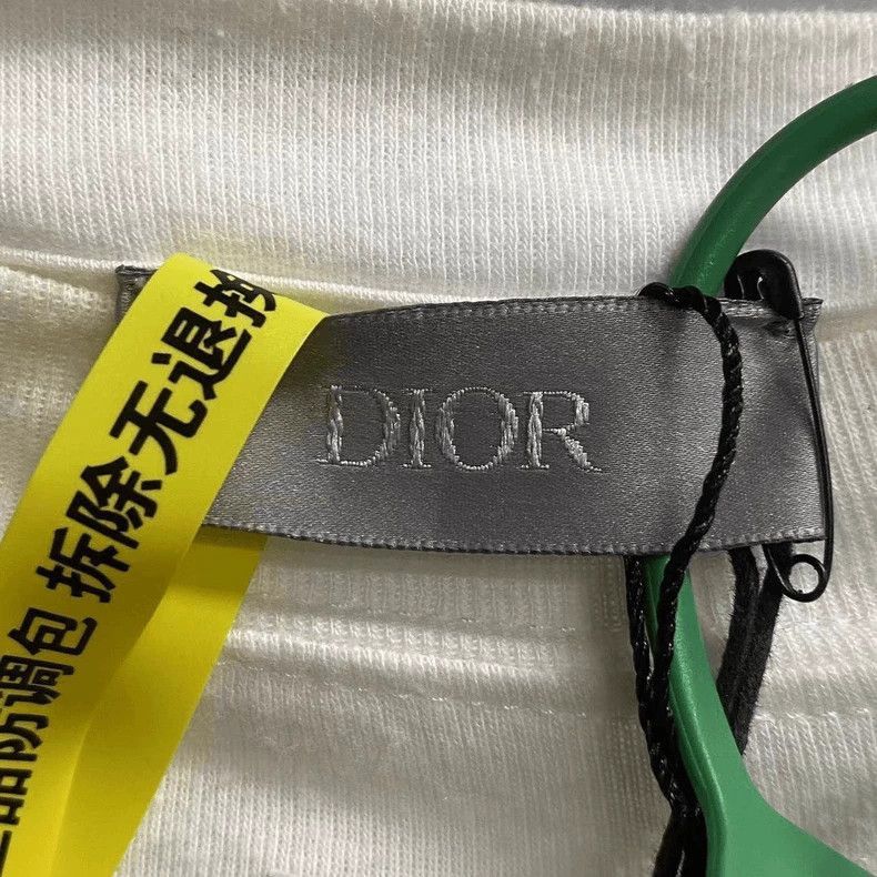 Dior Dior White Short Sleeve Embroidered Logo T-2505 Size US L / EU 52-54 / 3 - 4 Thumbnail