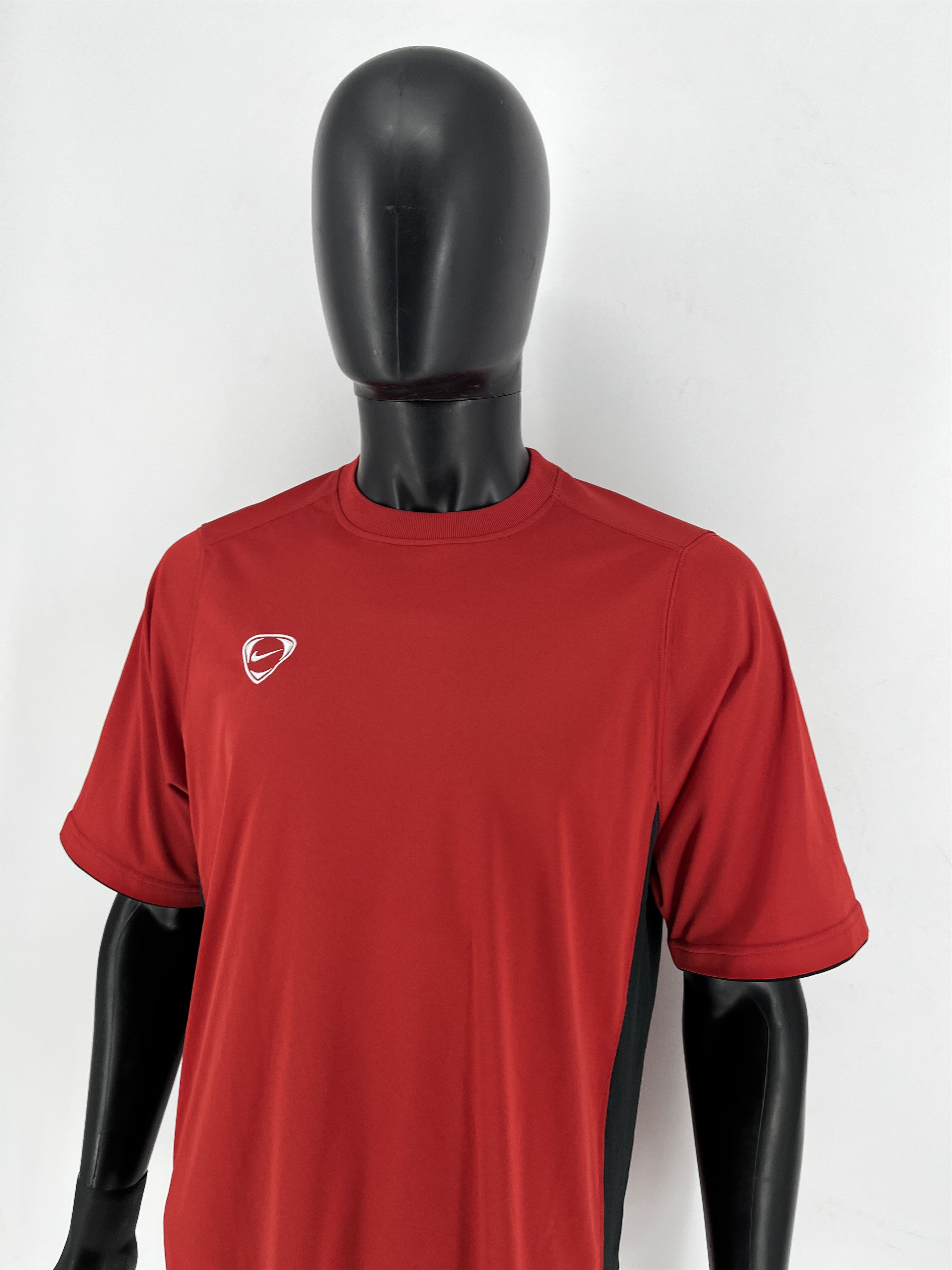 Nike Nike Red Mens Retro Swoosh Football Training Shirt L Size US L / EU 52-54 / 3 - 5 Thumbnail