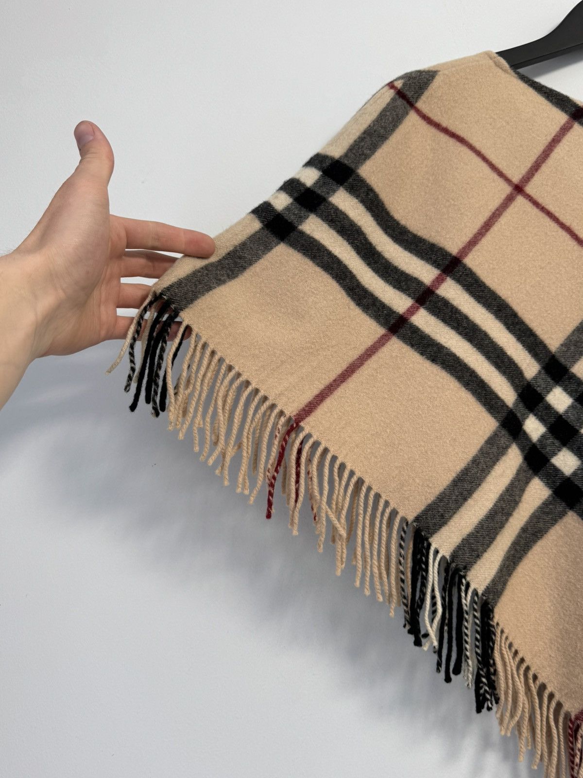 Burberry Burberry London Nova Check Poncho Cape Merino Wool& Cashmere Size L / US 10 / IT 46 - 17 Thumbnail
