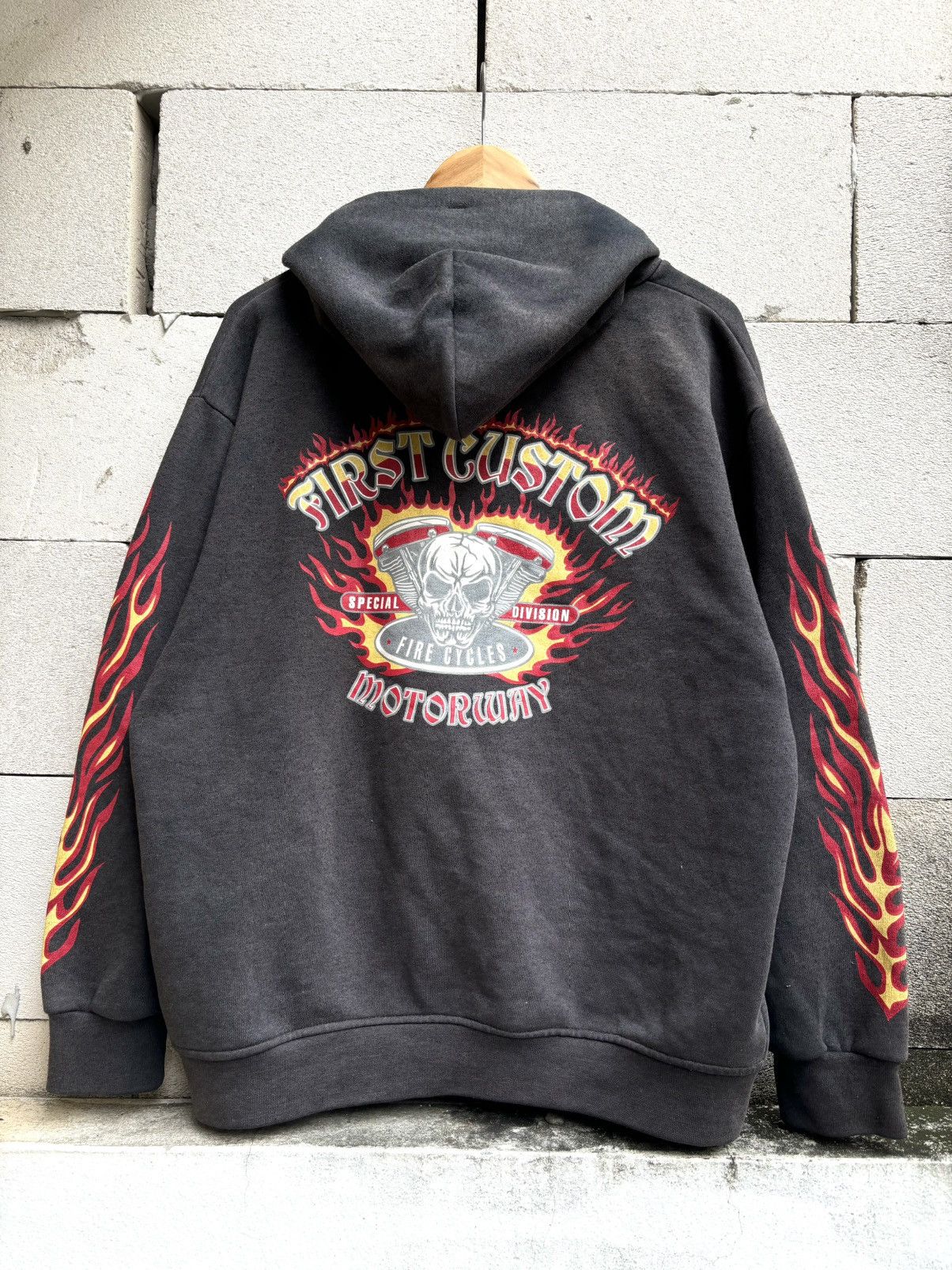 Harley Davidson × West Coast Choppers Sun Faded Hall Of Fame Flame