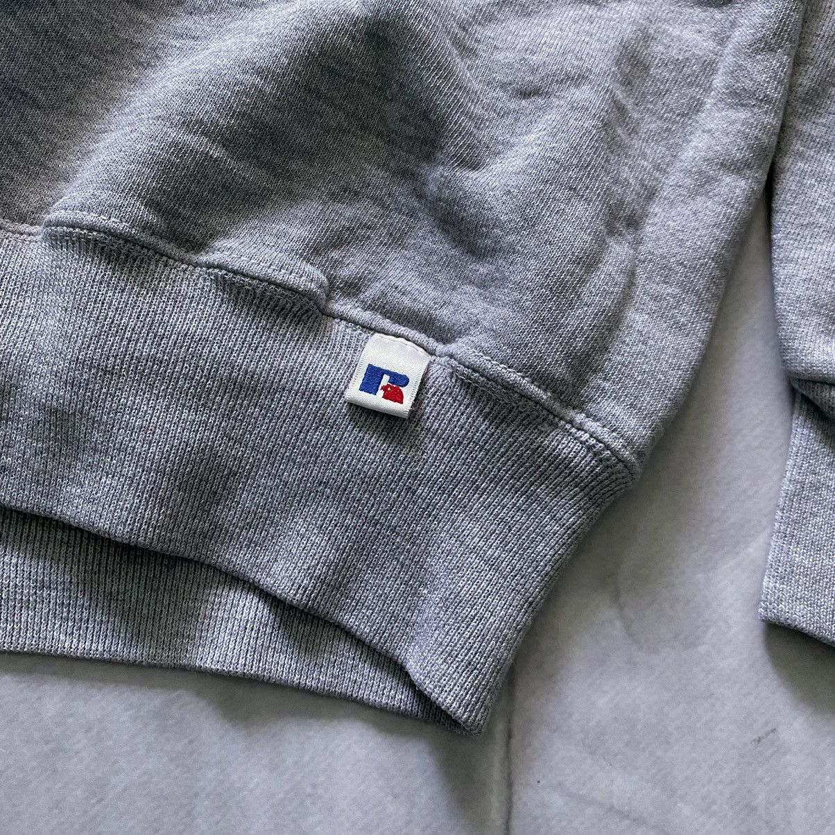 Russell Athletic × Vintage USA 90s Russell Blank Boxy Vintage Sweatshirt Crewneck Size US M / EU 48-50 / 2 - 4 Thumbnail