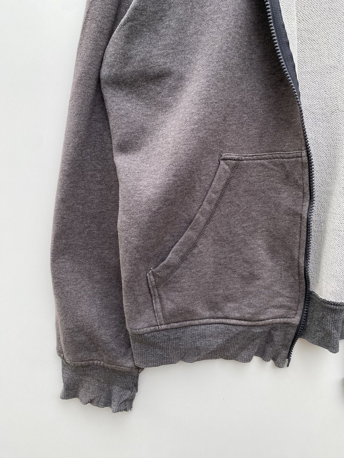 Nike Vtg Y2K Nike Hoodie Zipper Swoosh Size US L / EU 52-54 / 3 - 3 Thumbnail