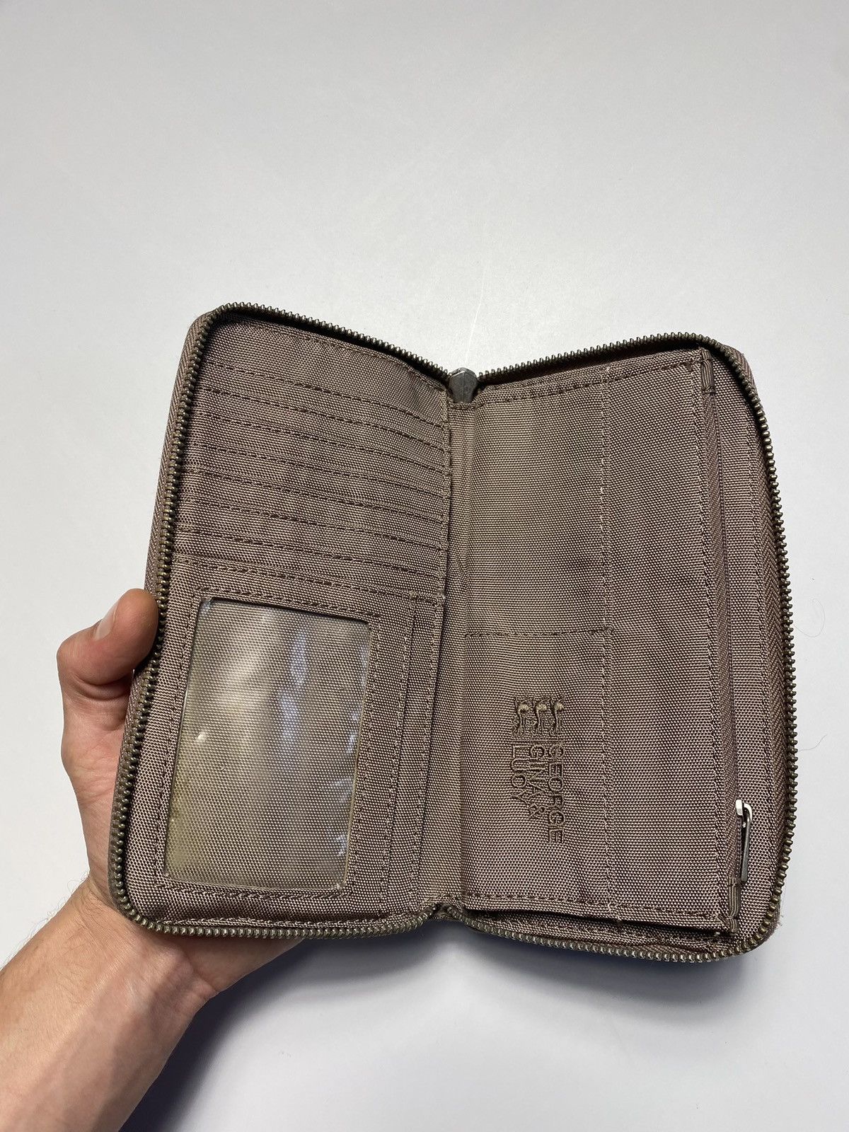 Vintage GGL George Gina & Lucy light brown zip around wallet Size ONE SIZE - 7 Thumbnail