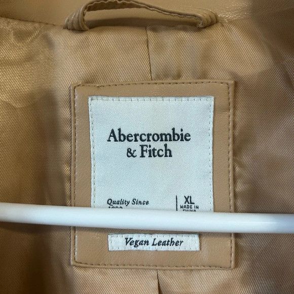 Abercrombie & Fitch Abercrombie & Fitch Vegan Leather Tan Blazer Size XL / US 12-14 / IT 48-50 - 4 Thumbnail