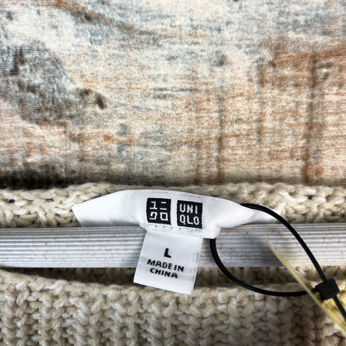Vintage Uniqlo vintage japan Cream Knitwear #A1726 Size L / US 10 / IT 46 - 11 Thumbnail