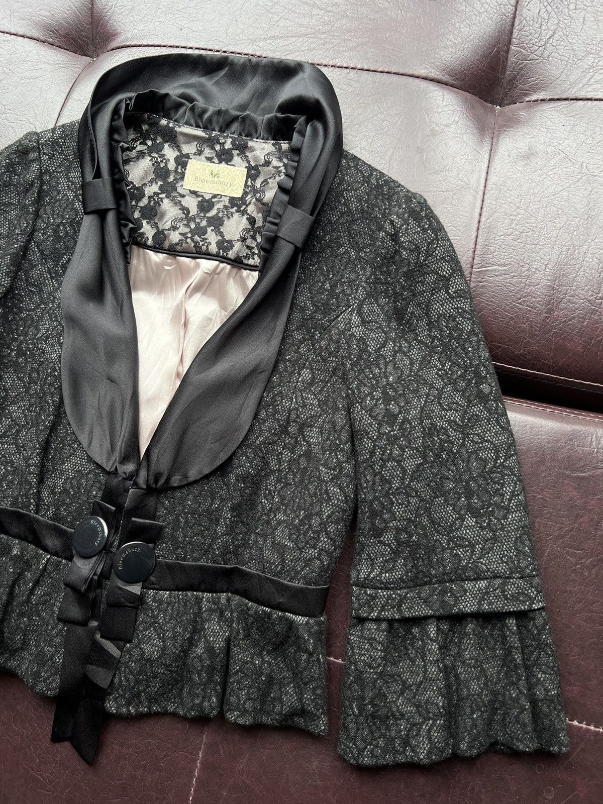 Miu Miu Blommsbury lace gothic blazer 🥀🖤 Size S / US 4 / IT 40 - 10 Thumbnail