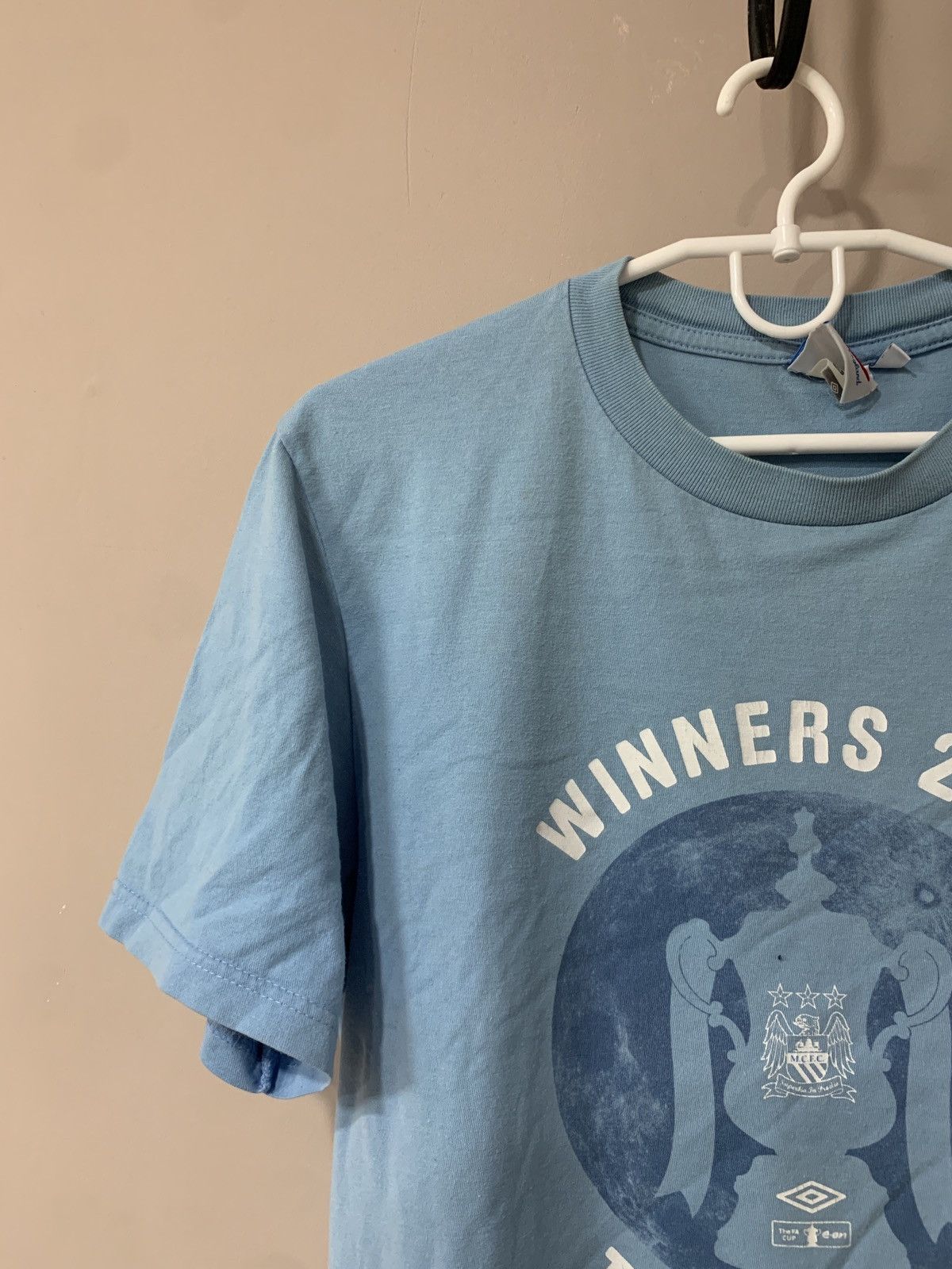 Umbro Manchester City 2011 Retro Football T Shirt Umbro Soccer L Size US L / EU 52-54 / 3 - 3 Thumbnail
