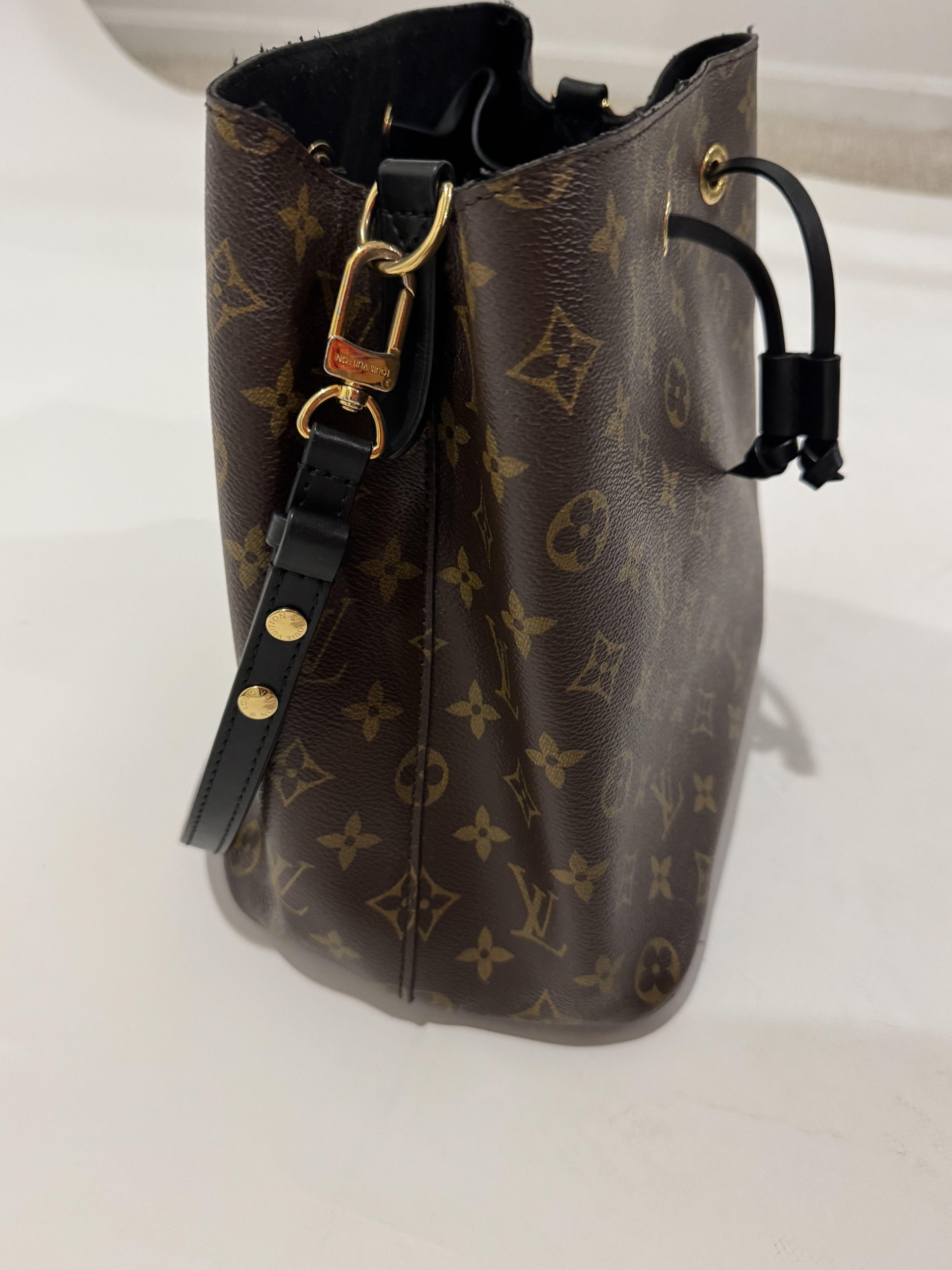 Louis Vuitton NéoNoé MM Size ONE SIZE - 4 Thumbnail