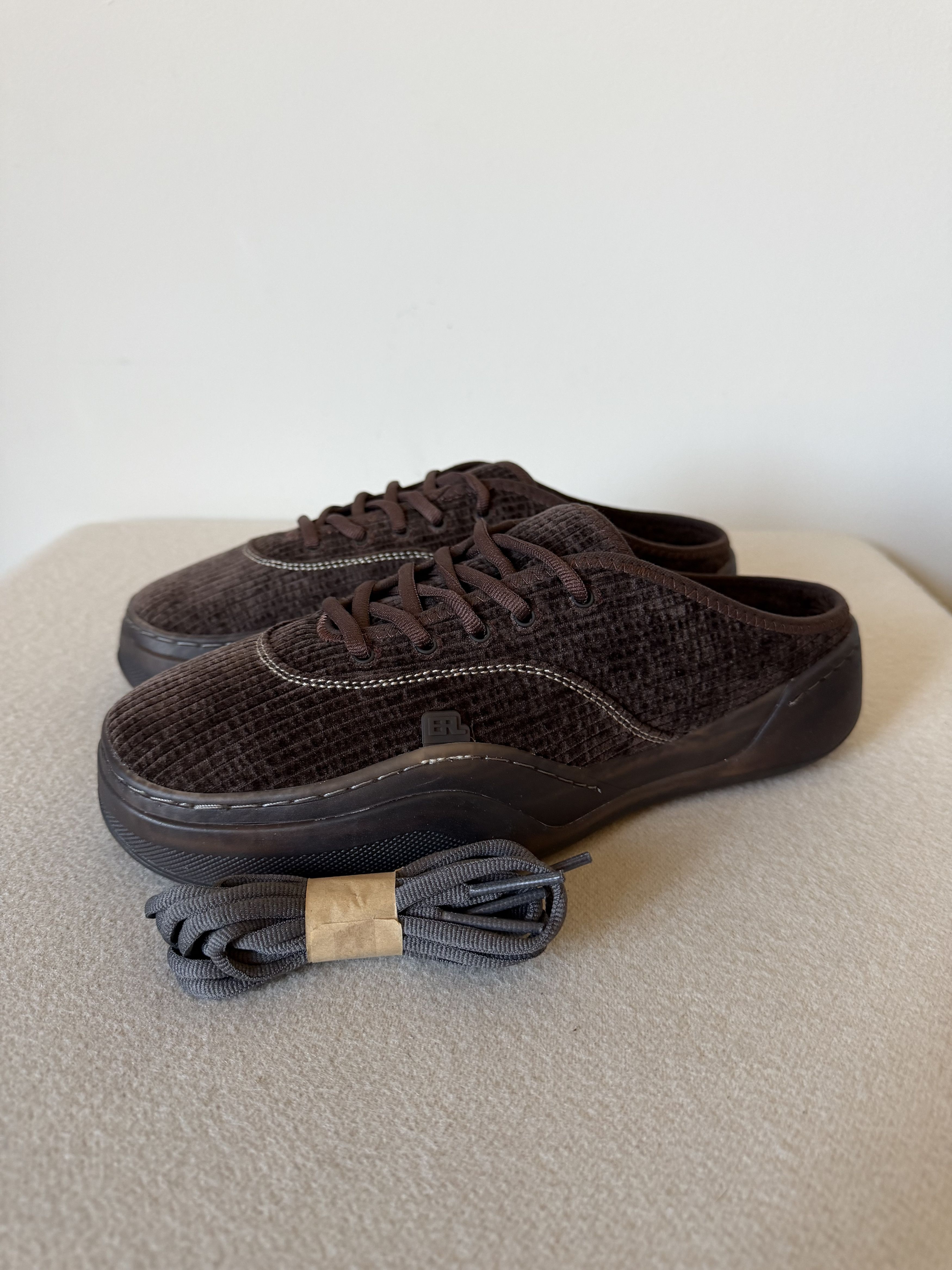 ERL ERL Camino Mules in Mud Brown Corduroy Size US 10 / EU 43 - 9 Thumbnail