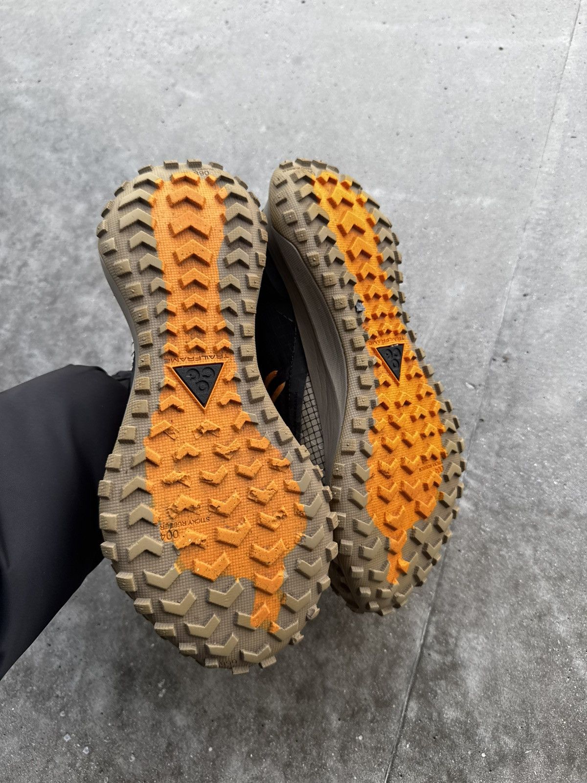 Nike ACG Nike Sneakers Acg Mountain Fly Hiking Streetwear outdoor Size US 8.5 / EU 41-42 - 4 Thumbnail