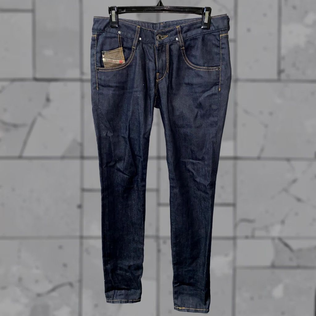 Diesel Diesel Jeans Clush Womens Dark Blue Stretch 28 X 32 32 X 32.5 Slim Fit Jeans Women Size 24" / US 00 / IT 34 - 1 Thumbnail