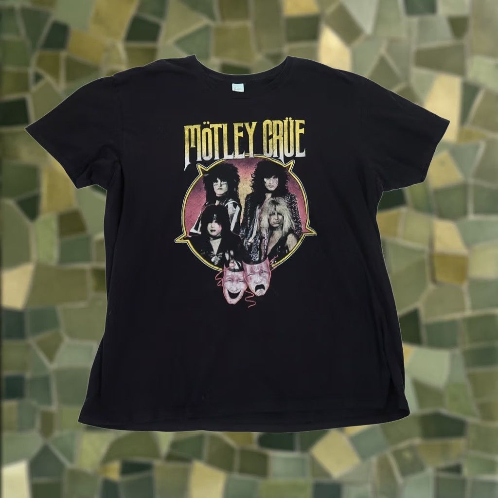 Vintage Motley Crue Theater of Pain Band Graphic T-Shirt XXL Black Women Size XXL / US 16-18 / IT 52-54 - 1 Thumbnail