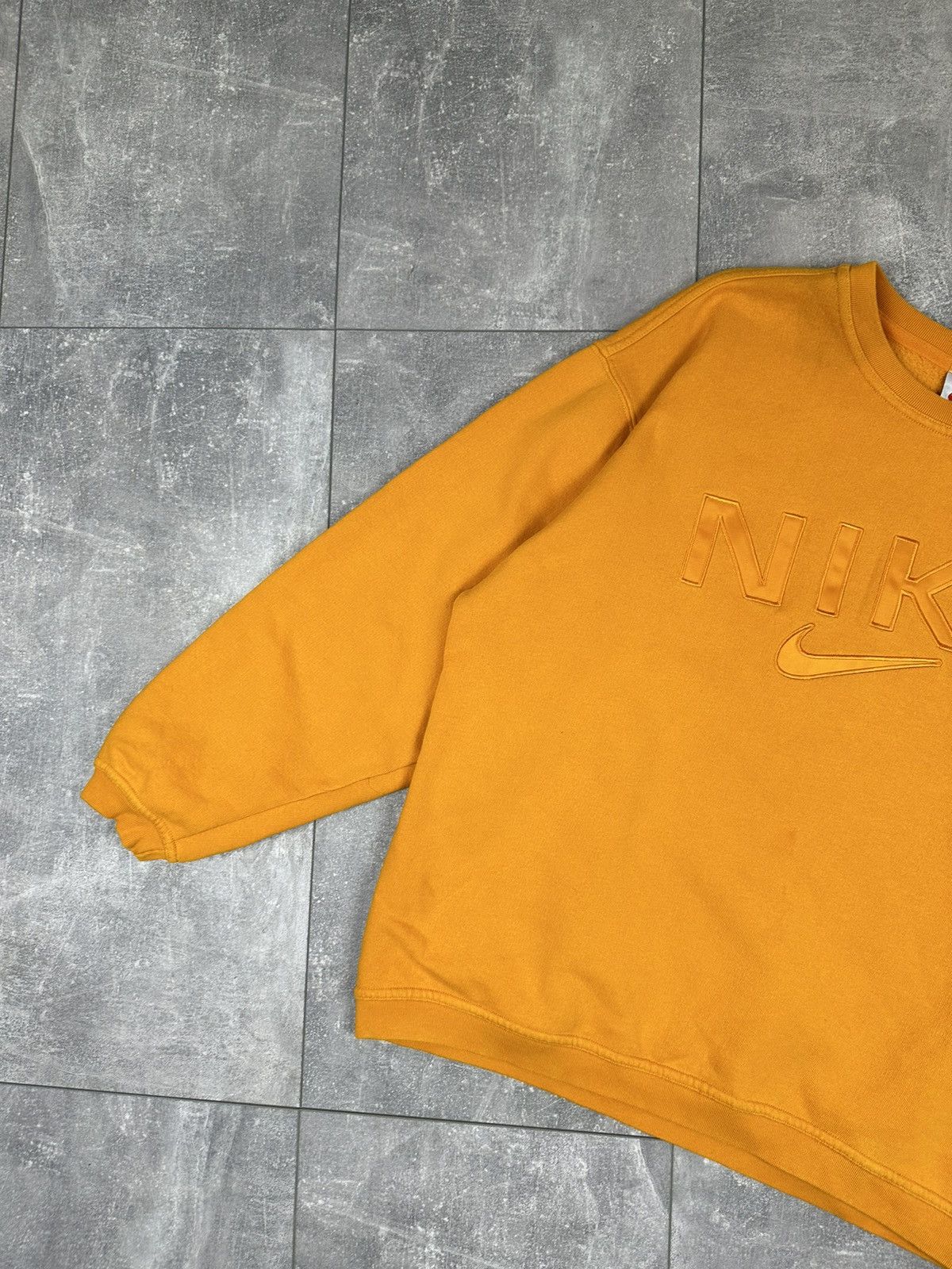Nike Women’s Vintage Rare Nike Sweatshirt Overprint Logo Size L / US 10 / IT 46 - 4 Thumbnail