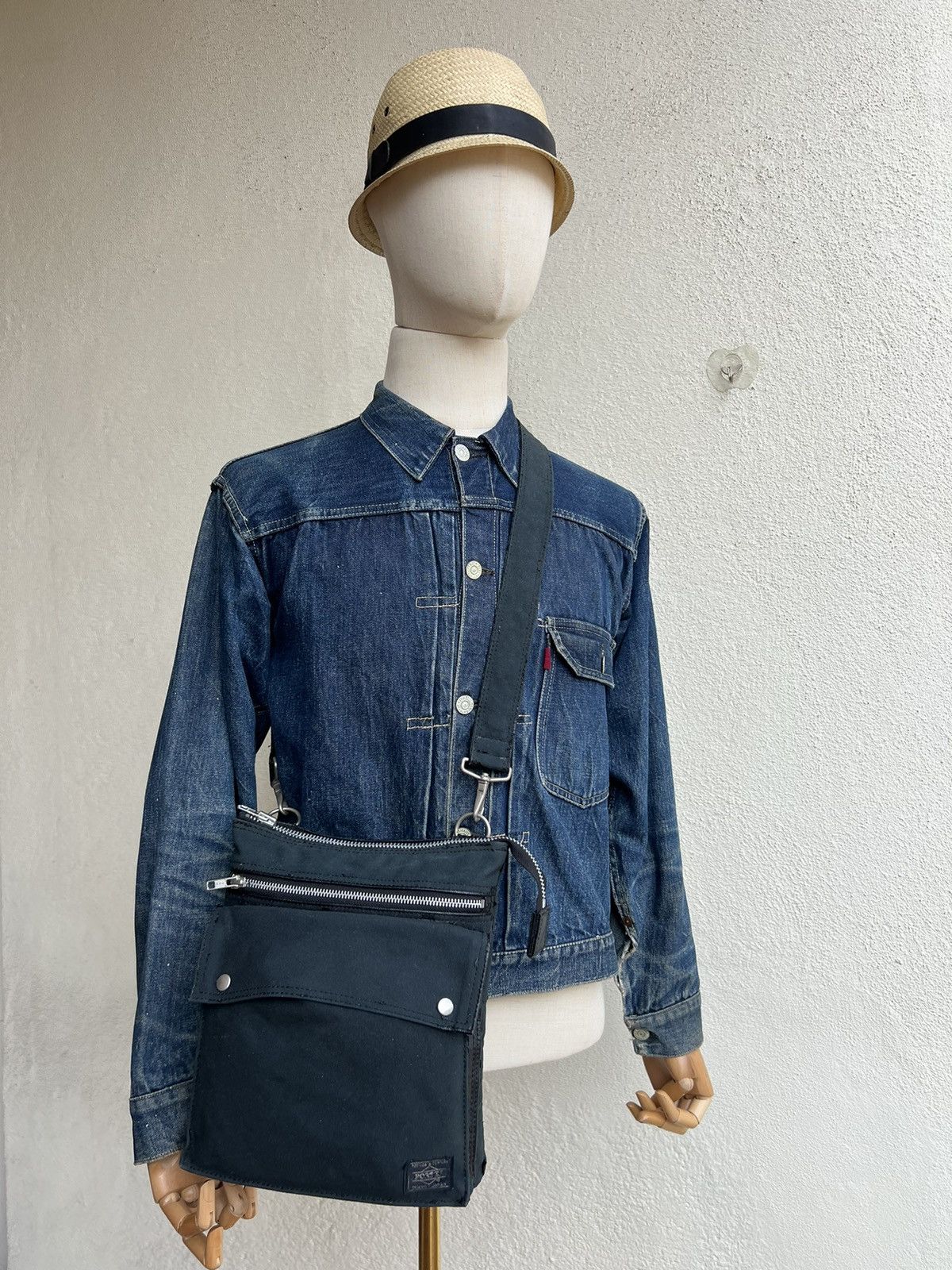 Japanese Brand Vintage Porter Yoshida Japan Peel Off PU Coated Distress Bag Size ONE SIZE - 22 Thumbnail