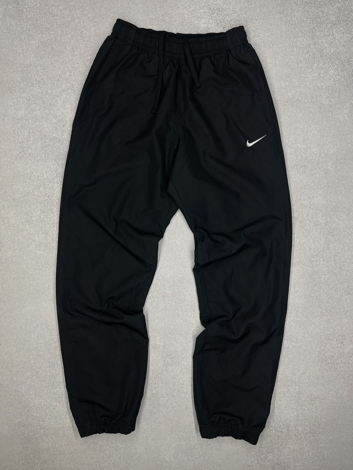 Nike Vintage Nike Nylon Sweatpants Black Drill Y2K TECH ACG Size US 30 / EU 46 - 2 Thumbnail