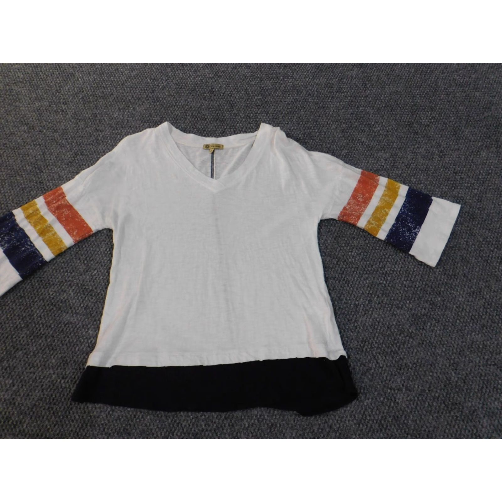 Vintage Democracy Blouse Shirt Womens S White Geometric V-Neck Button Pullover Casual Cotton Modal Rayon Breathable Basic American Vintage No Size S / US 4 / IT 40 - 2 Thumbnail