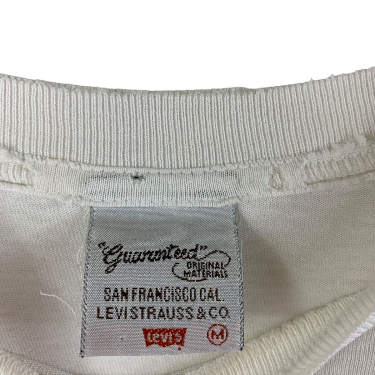Levi's × Vintage Vintage distressed LEVIS photo printed design tee Size US M / EU 48-50 / 2 - 3 Thumbnail